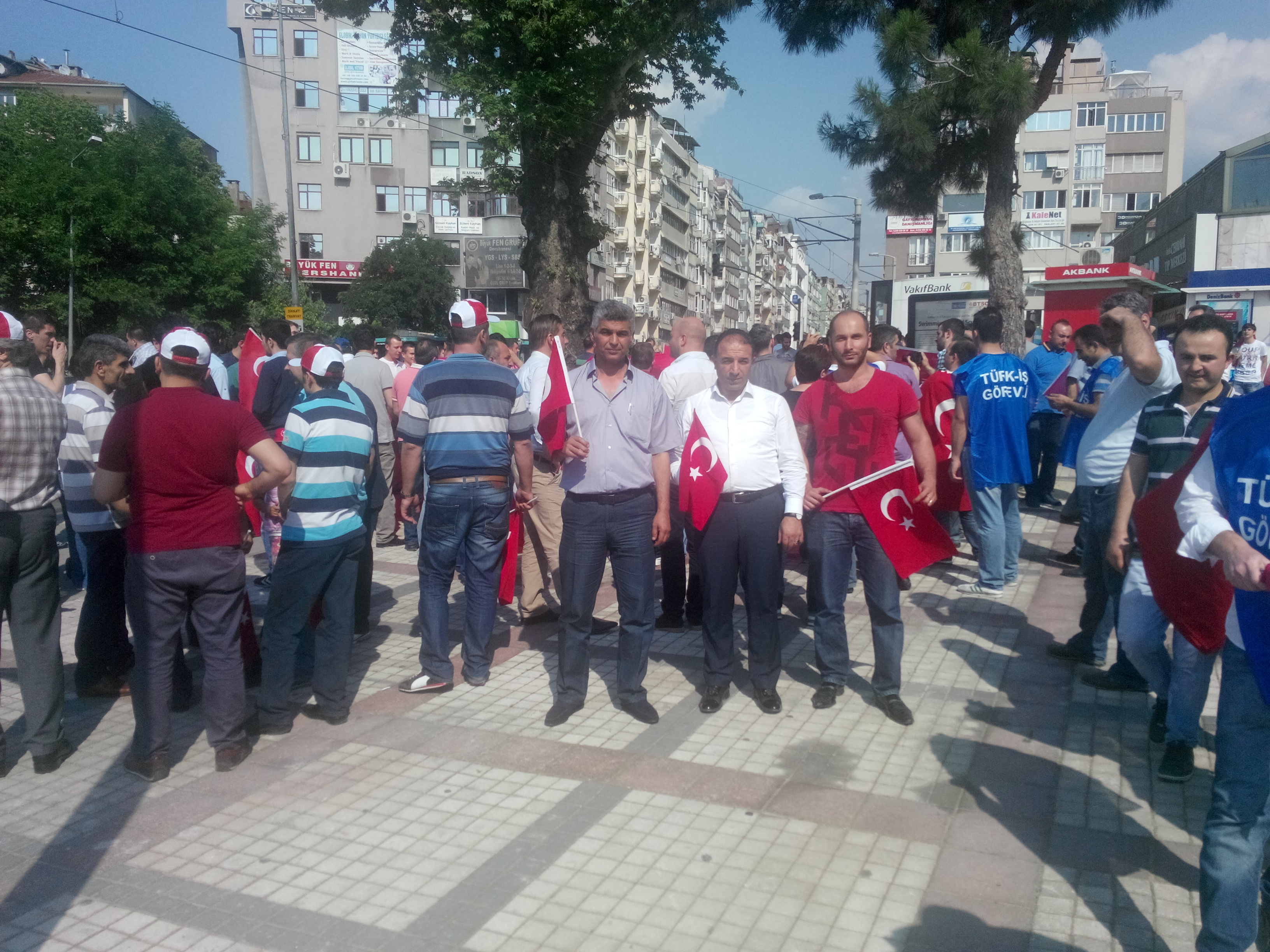 Bursa Şubemiz Bayrağa Saygı Yürüyüşünde