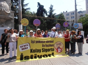 Ev işçileri kölelik yasasına hayır dedi