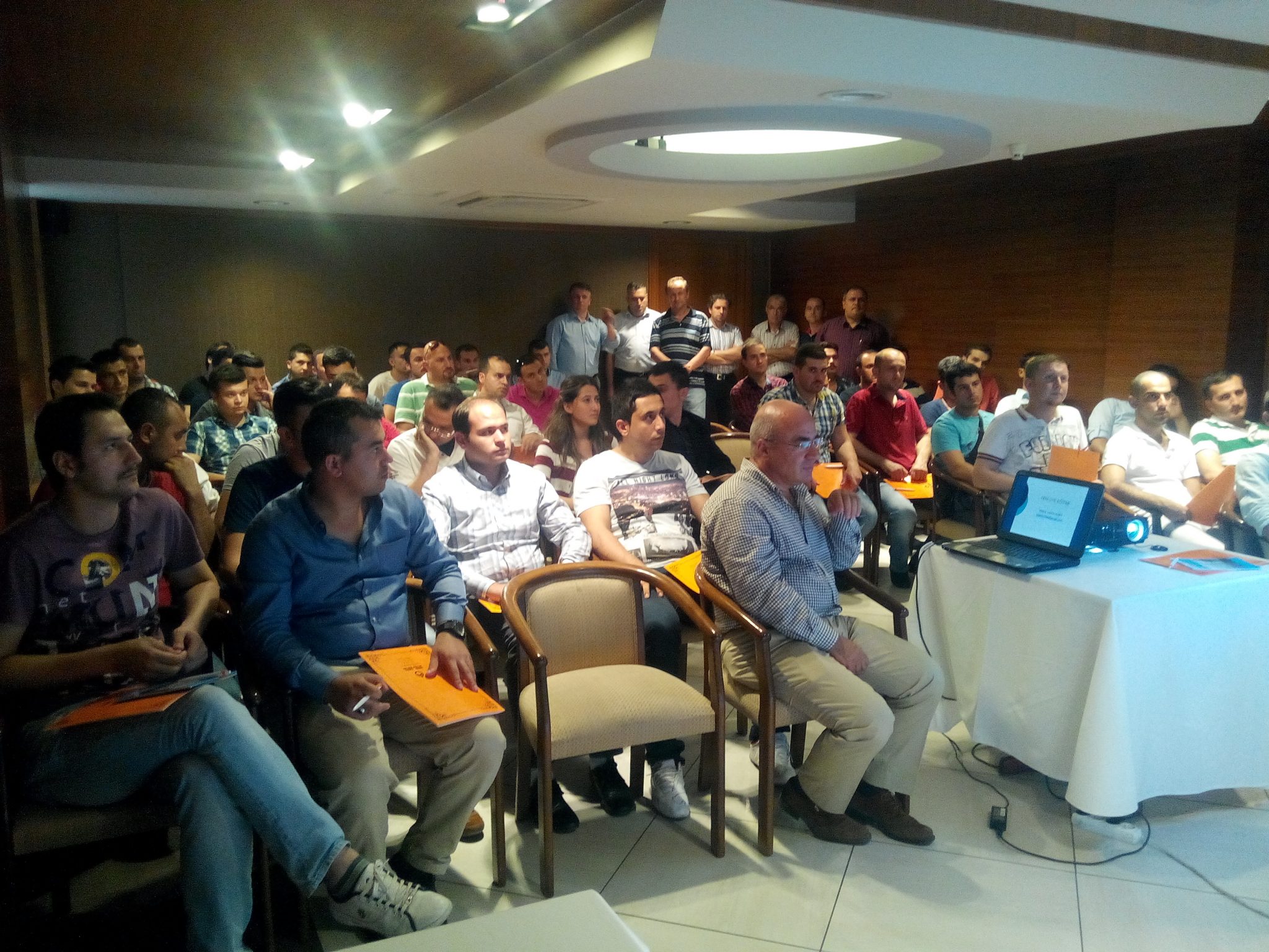 Tüpraş İzmit Rafineri Müdürlüğünde İşe Başlayan Üyelerimize Sendikal Eğitim