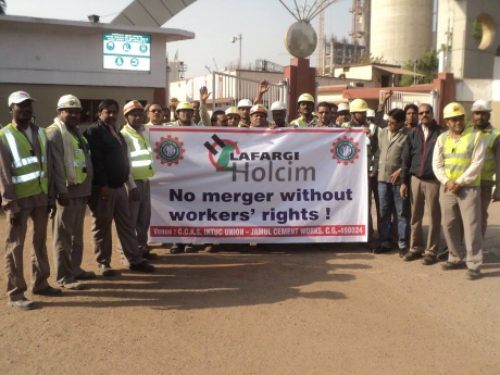 Sendikalar Holcim ve Lafarge’daki işçilerin hakları için küresel eylemde