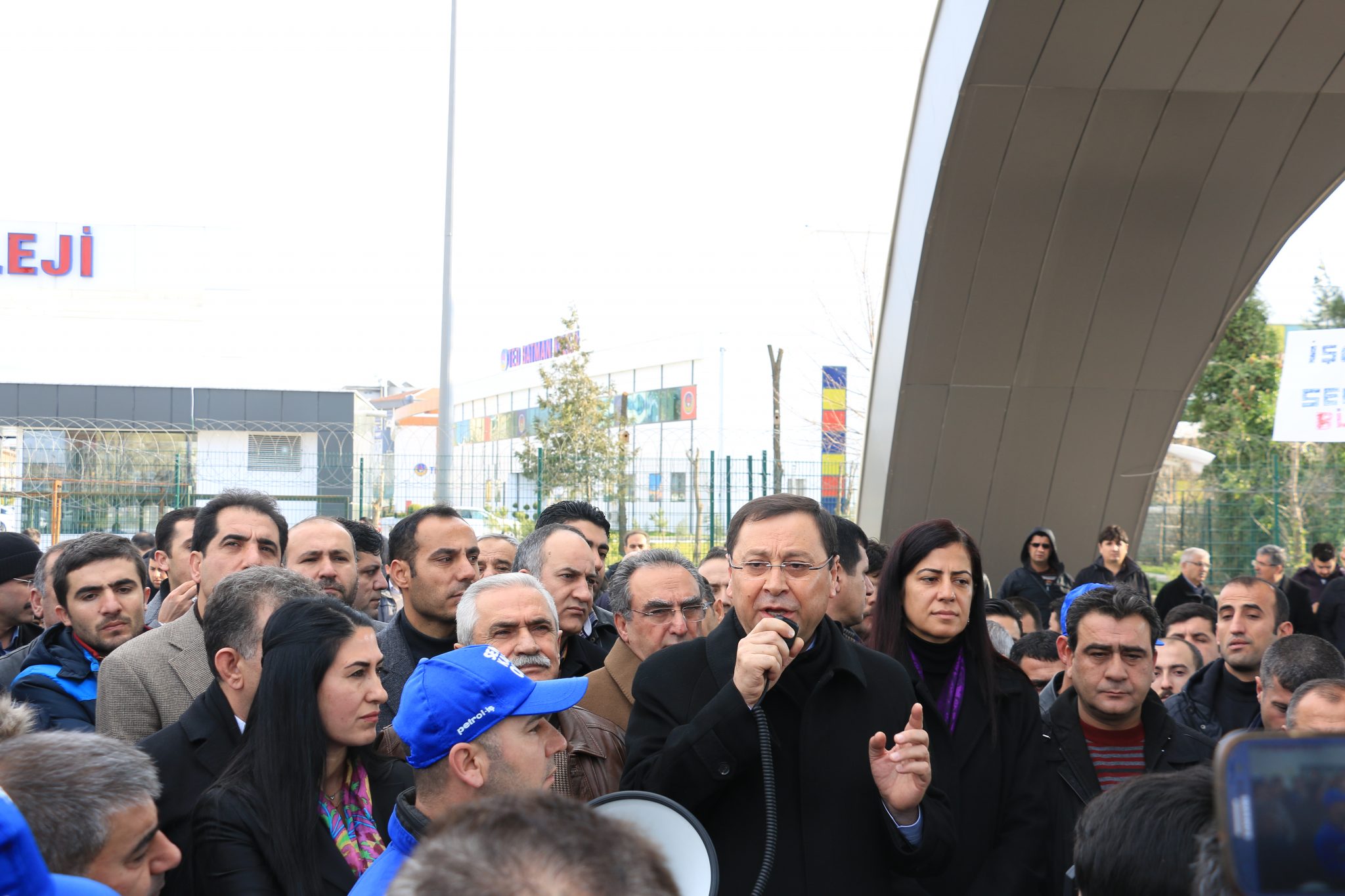 “2015 direniş yılı olacak, TPIC işçisi hakkını alacak!”