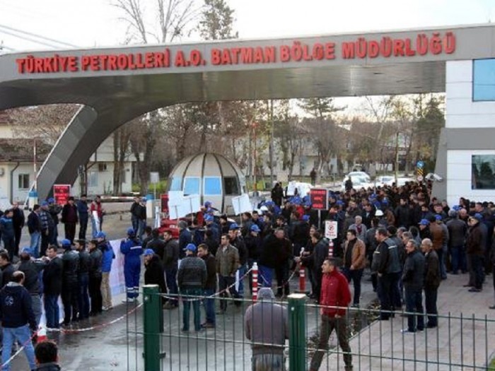 Petrol-İş Sendikası Batman’da Eylem Yaptı: TPIC İşçisi Hakkını Alacak!