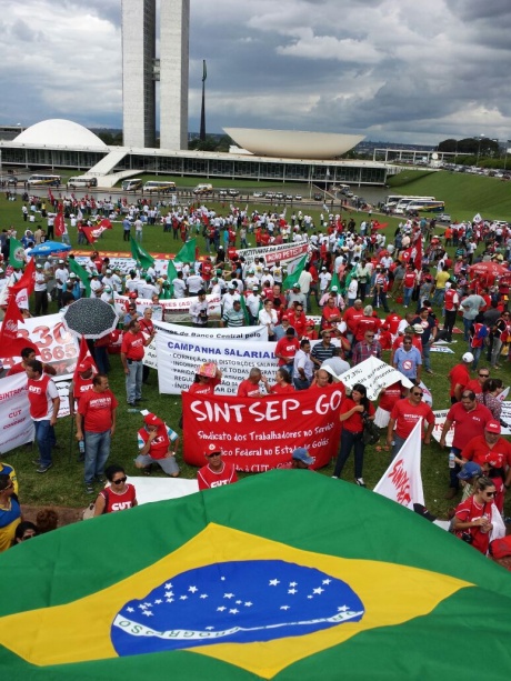 Brezilya: 15 Nisan'da genel grev