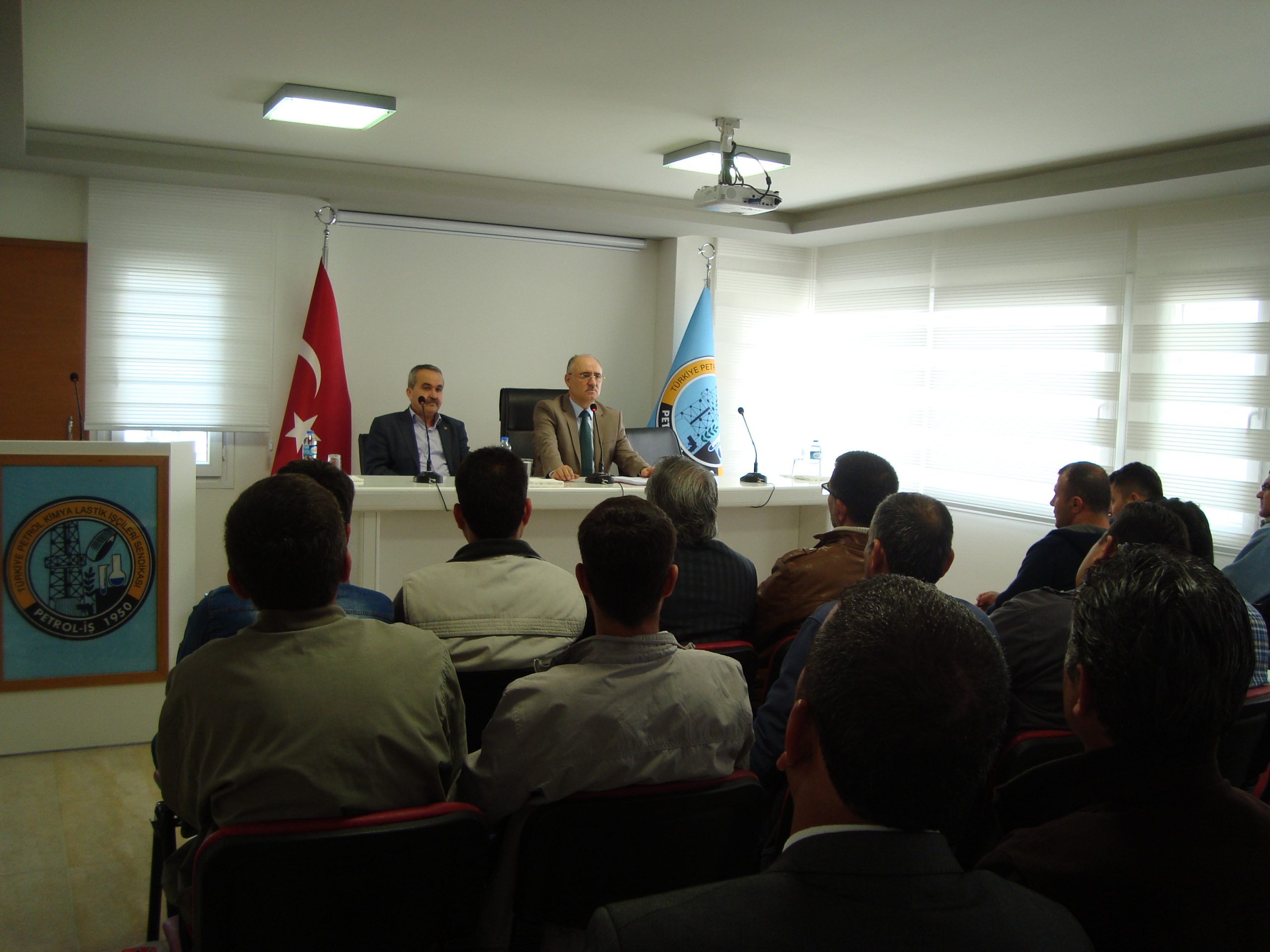 SASA Polyester A.Ş'deki üyelerimiz TİS Süreci Hakkında Bilgilendirildi