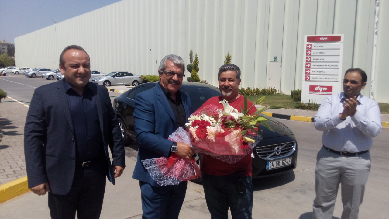 DYO Boya Fabrikaları'nda TİS İmzalanmasının Mutluluğu Yaşandı
