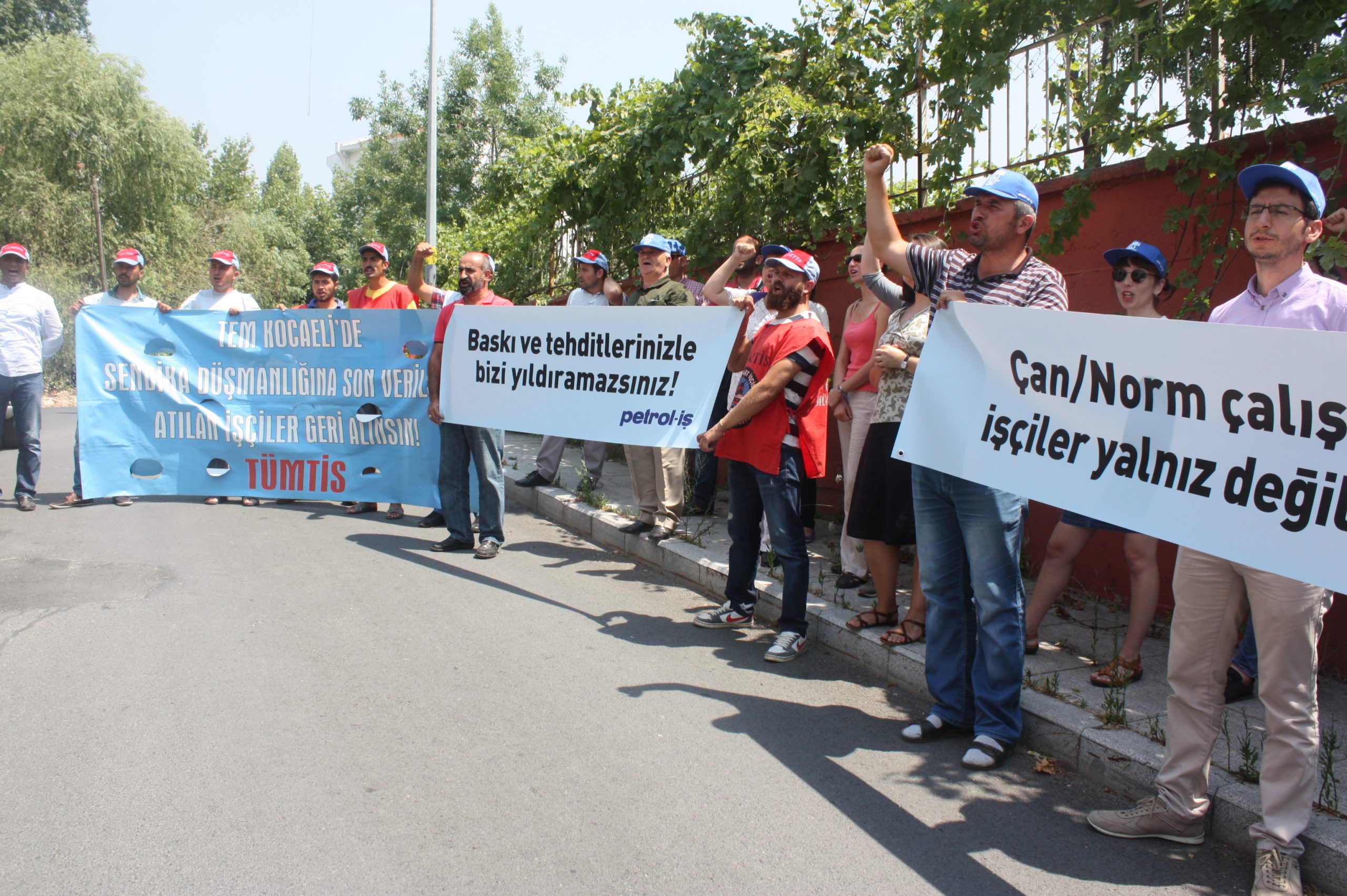 “Sizi rahatsız etmeye devam edeceğiz”