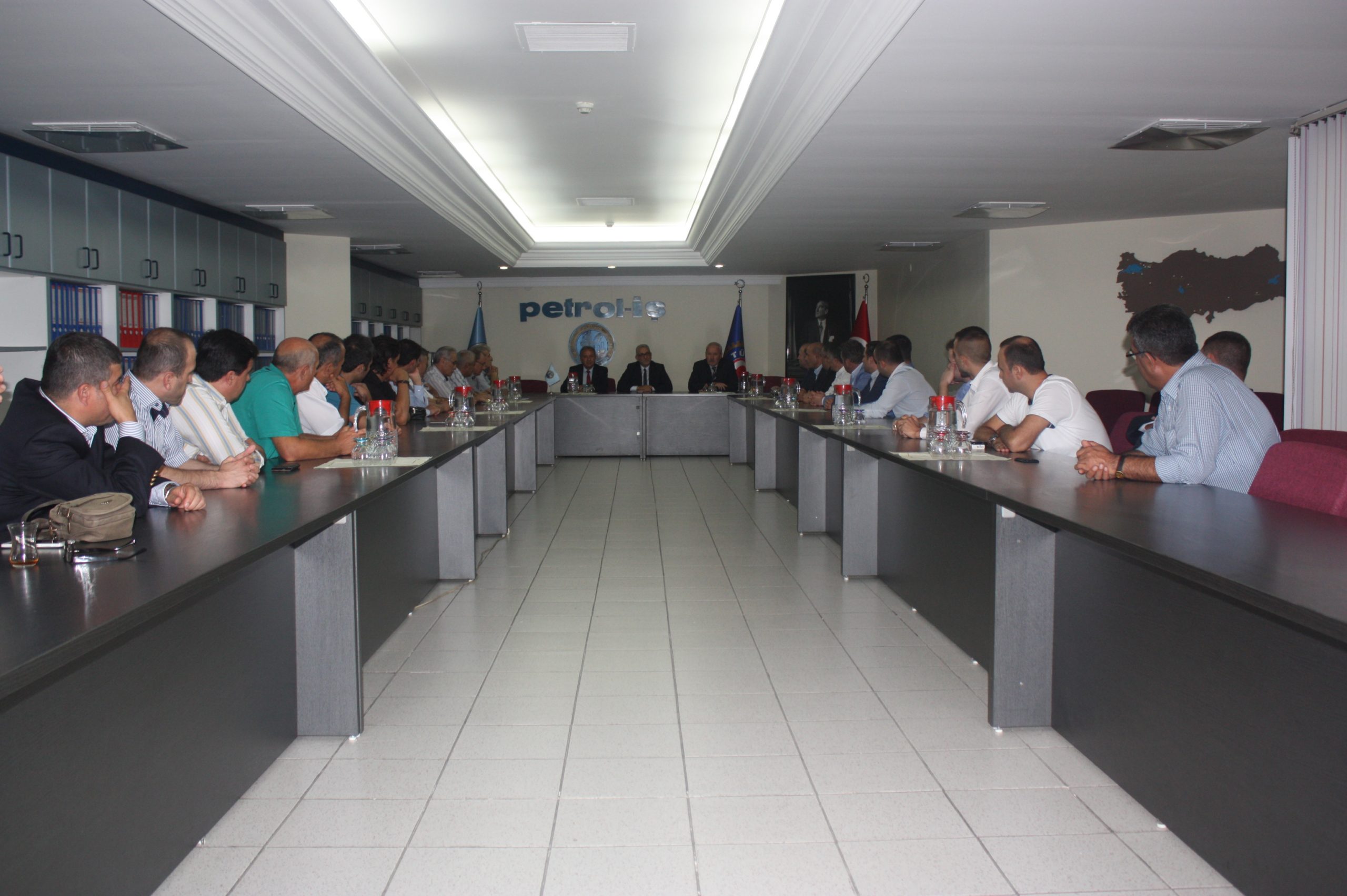 Kocaeli Şube Yönetici ve Temsilcilerimizden Tebrik Ziyareti