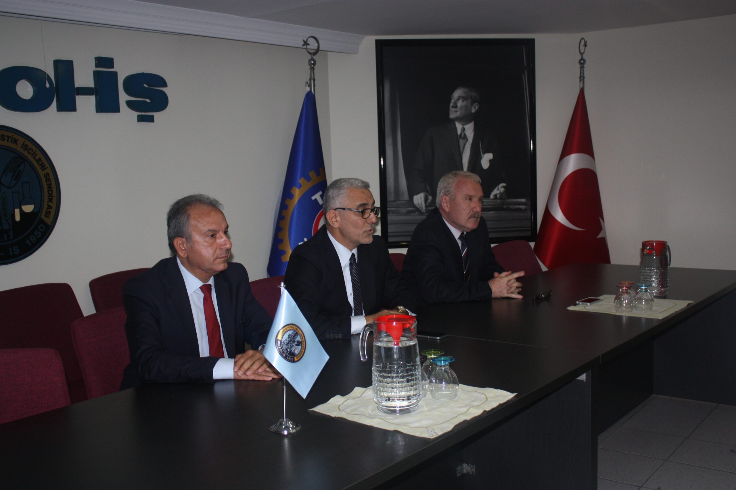 Kocaeli Şube Yönetici ve Temsilcilerimizden Tebrik Ziyareti