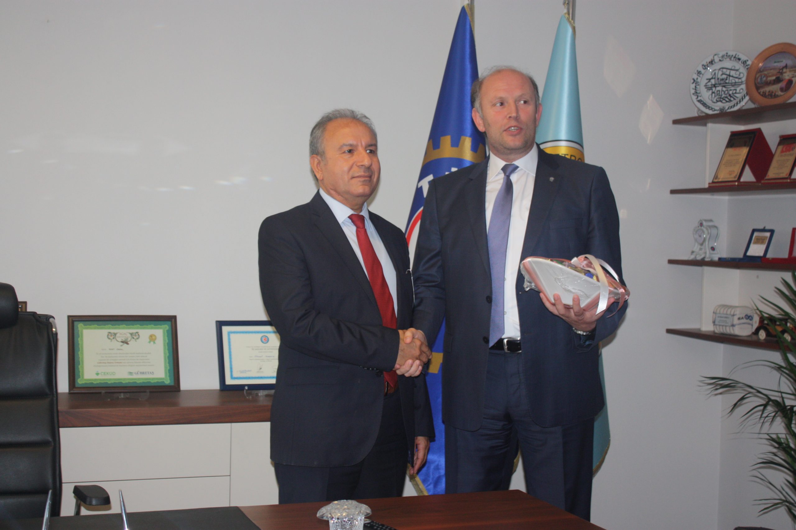 Kocaeli Şube Yönetici ve Temsilcilerimizden Tebrik Ziyareti