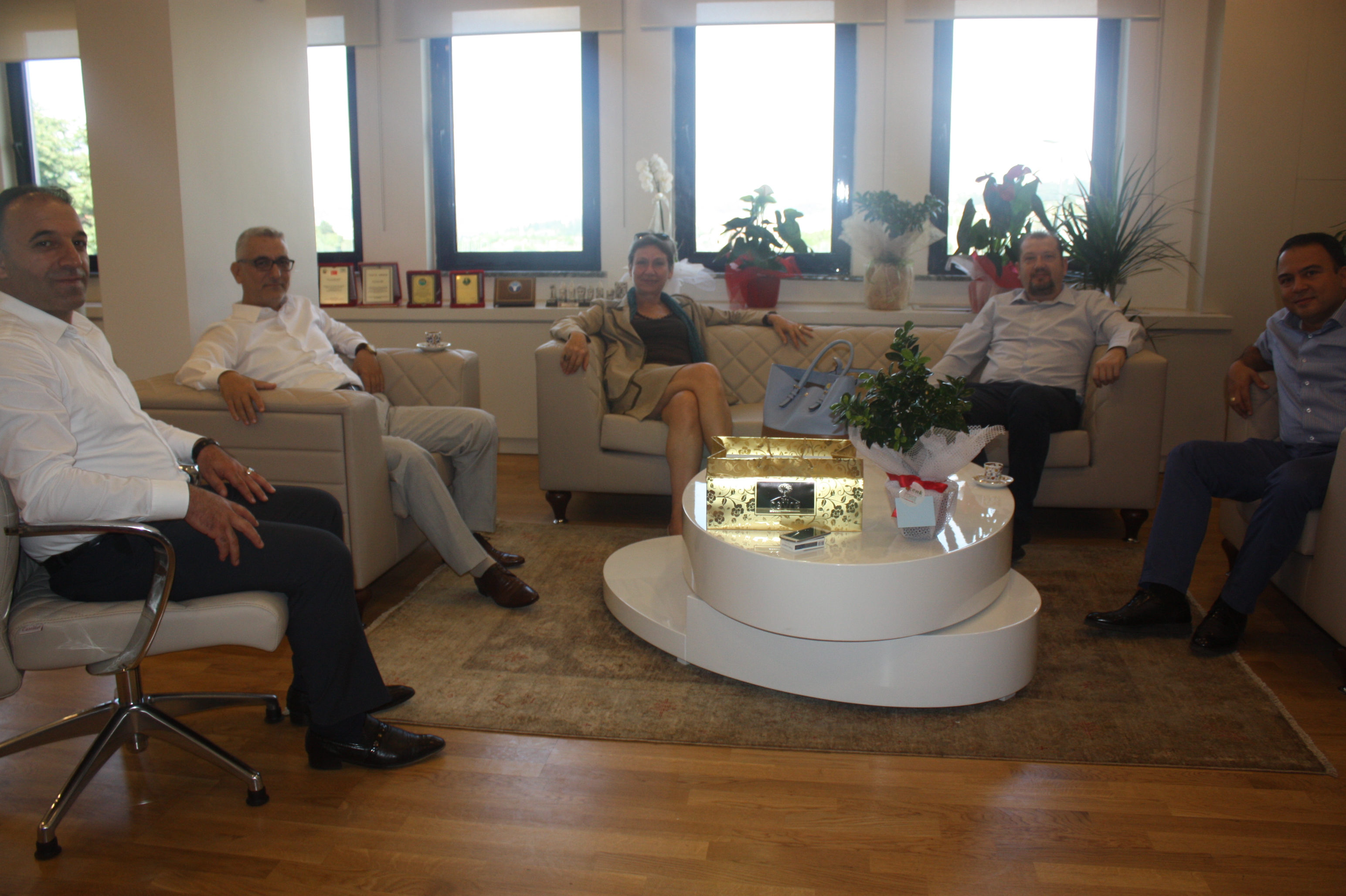 Plastiform ve Kiplas'tan Ali Ufuk Yaşar'a Tebrik Ziyareti