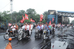 Hindistan'da 150 milyon işçi grevde