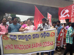 Hindistan'da 150 milyon işçi grevde