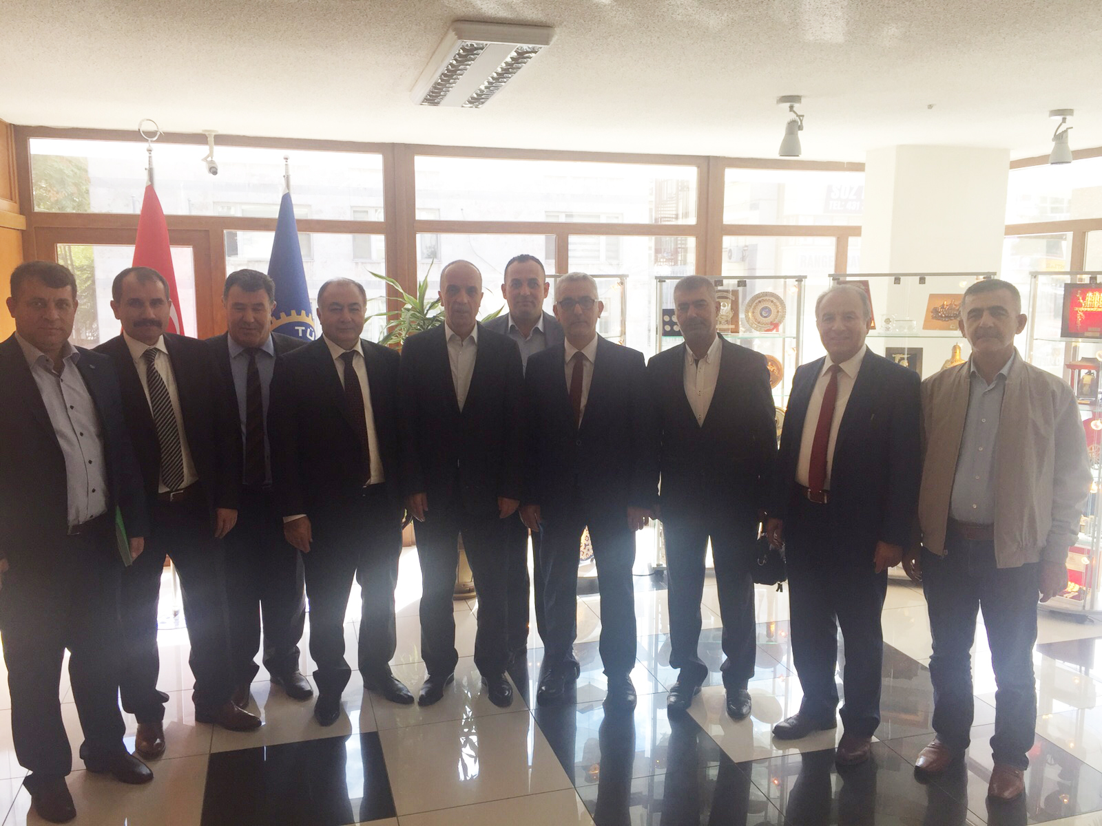 Merkez ve Şube Yöneticilerimizden Türk-İş Ziyareti