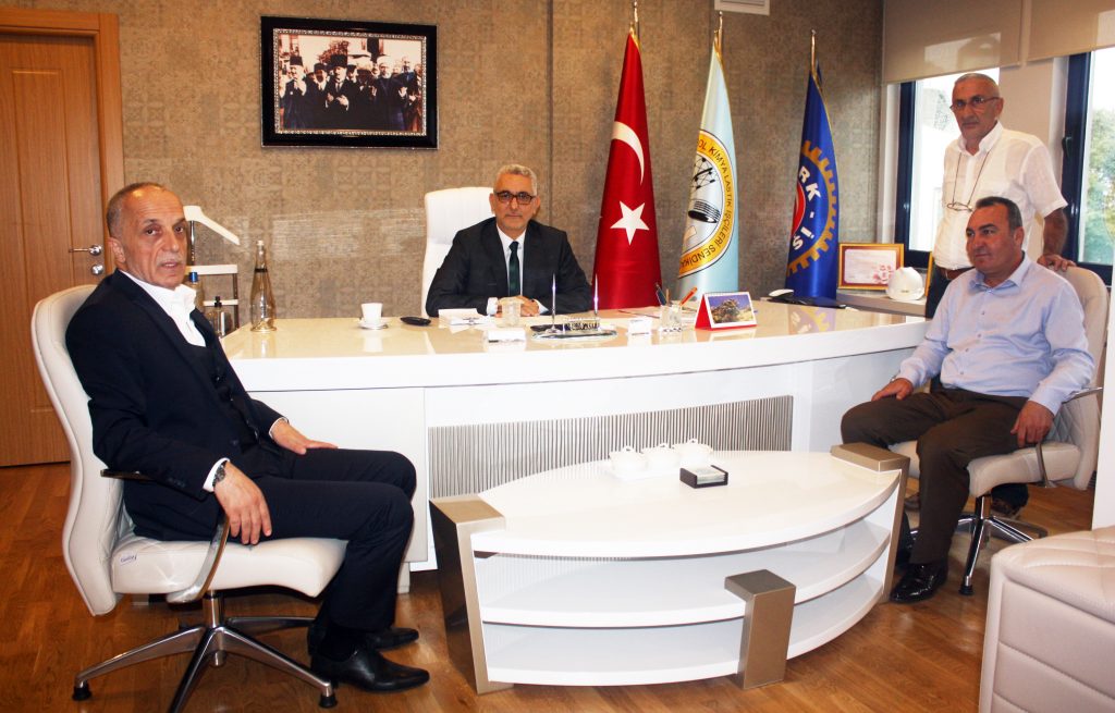 "Yeni yönetim kuruluna başarılar dilerim"