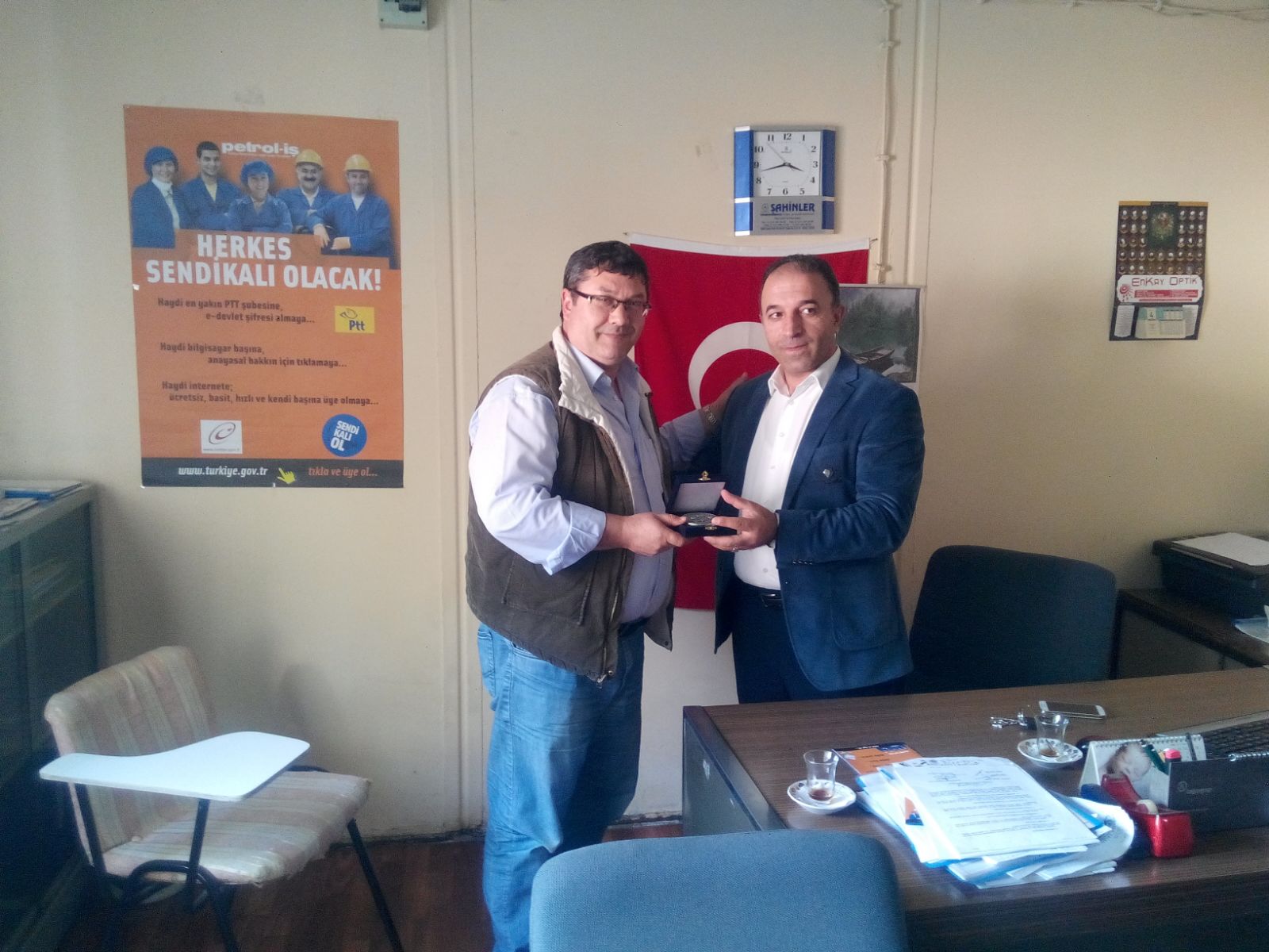 Botaş’ta Emekli üyemize plaket