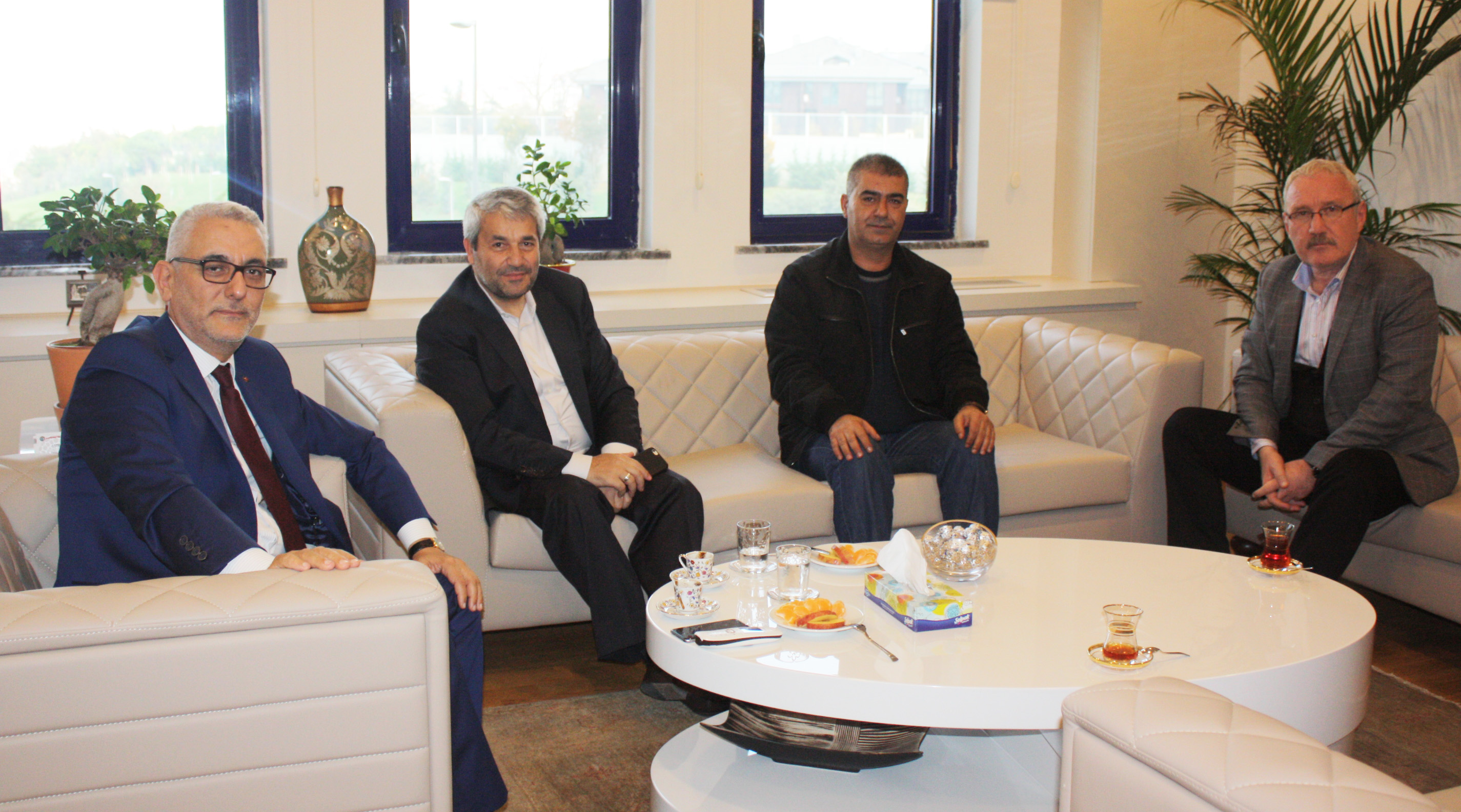 Eski Bilim Sanayi ve Teknoloji Bakanı Nihat Ergün'den Hayırlı Olsun Ziyareti