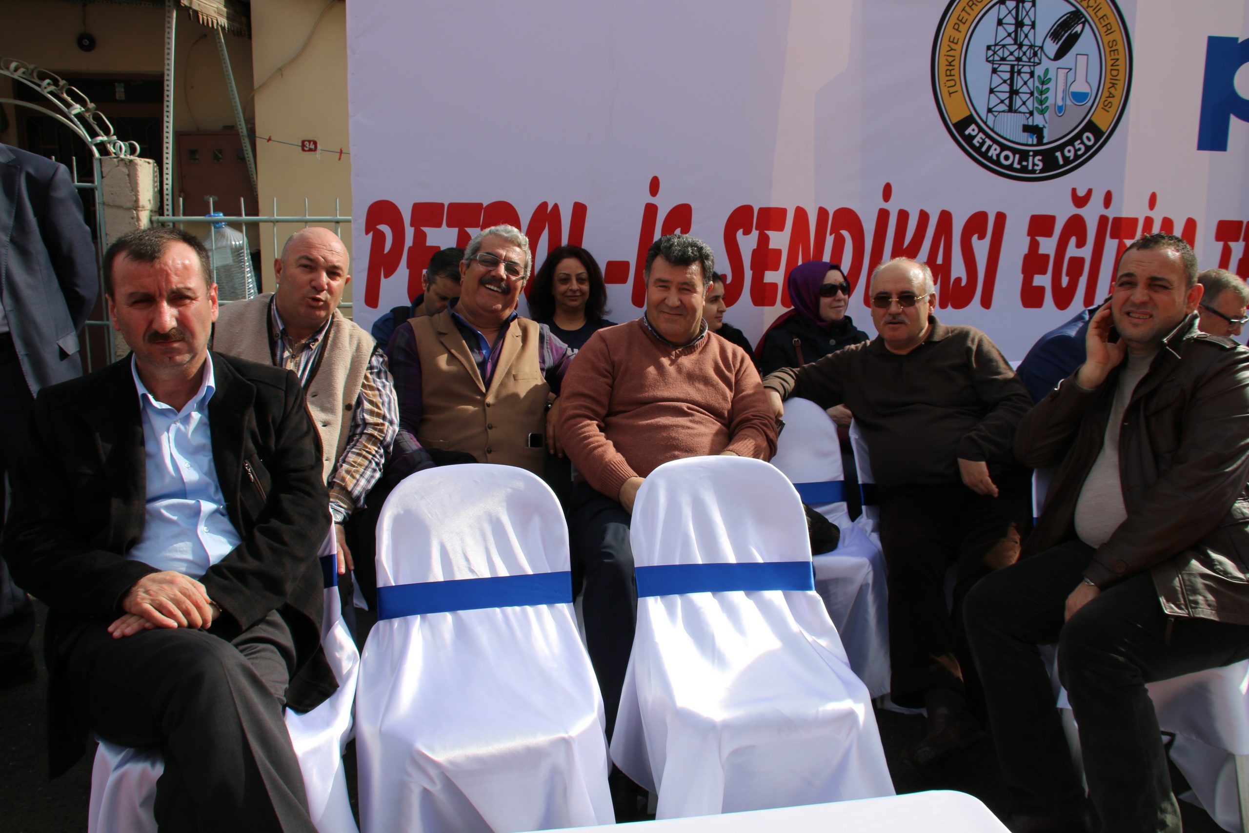 Üsküdar-Burhaniye'de Eğitim Tesisi ve Misafirhanesi Temel Atma Töreni ve Sendikamızın Yeni yapılan salonlarının açılışı
