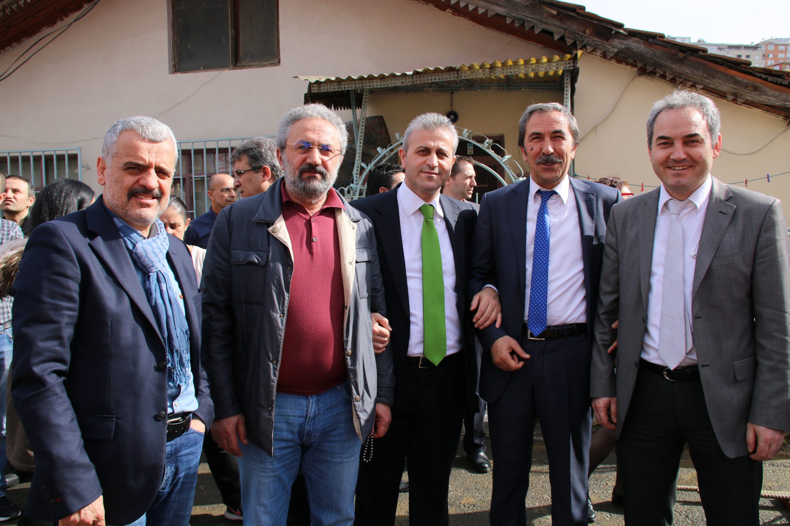 Üsküdar-Burhaniye'de Eğitim Tesisi ve Misafirhanesi Temel Atma Töreni ve Sendikamızın Yeni yapılan salonlarının açılışı
