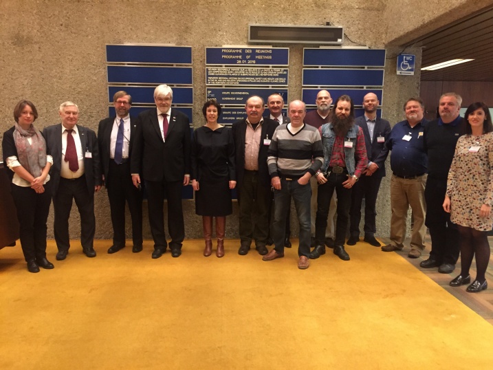 Kuzey Kutbu'ndaki petrol ve gaz işçilerinin iş güvenliği koşullarının iyileştirilmesi