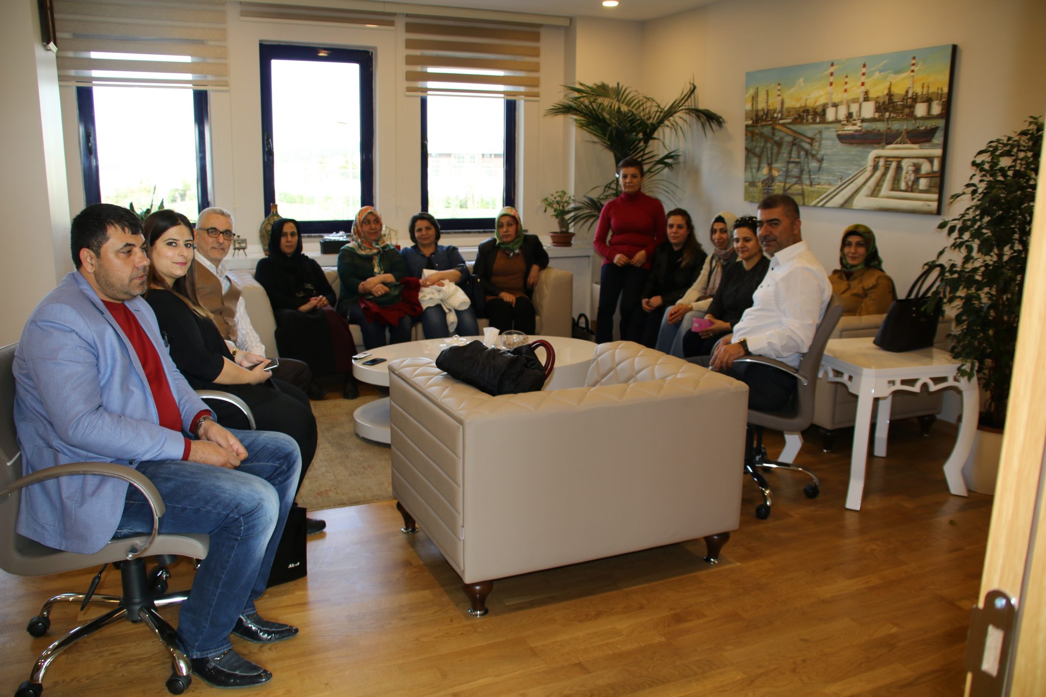 Batman Şubemizdeki Kadın Üyelerimizden Genel Başkan Ali Ufuk Yaşar'a Ziyaret