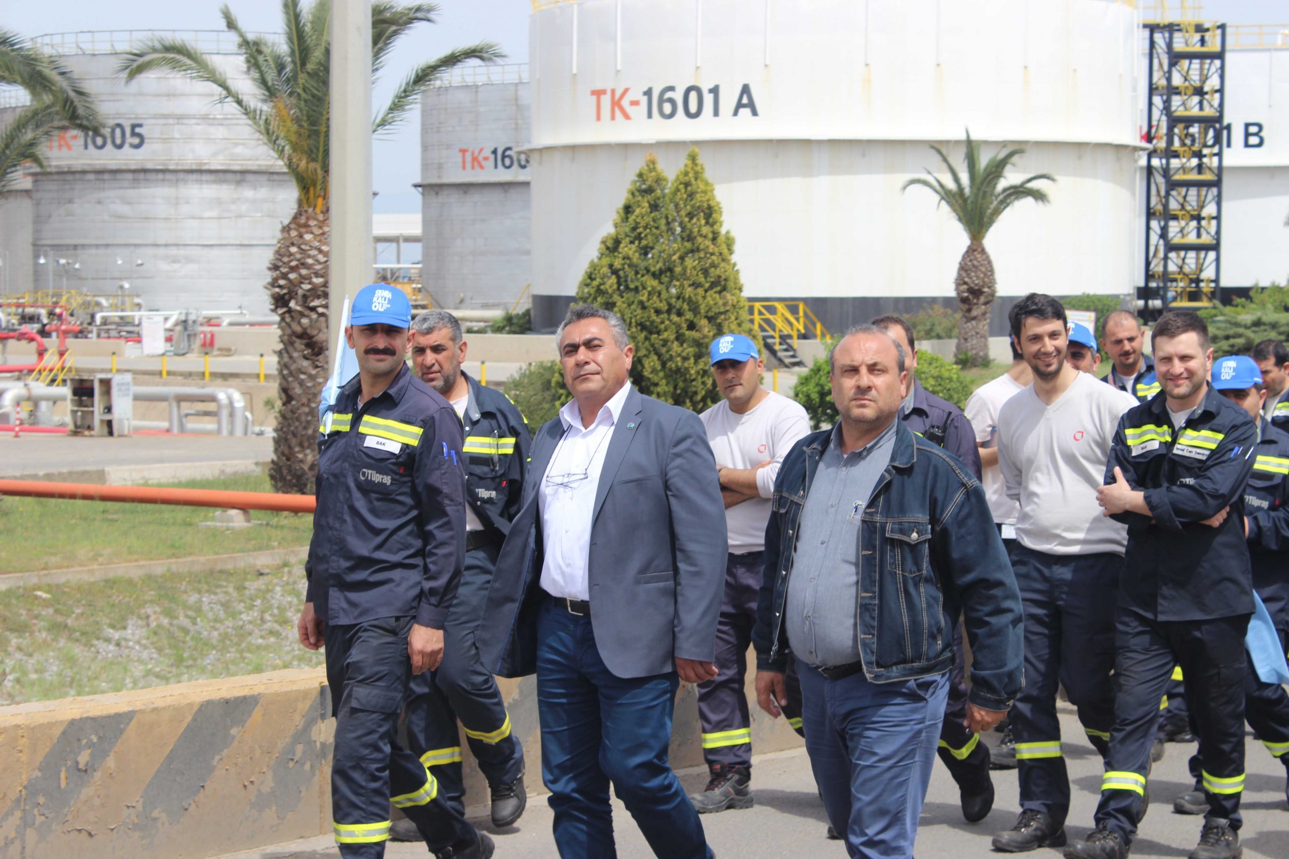 Tüpraş İzmir Rafinerisi'nde 2 Saatlik İş Bırakma Eylemi