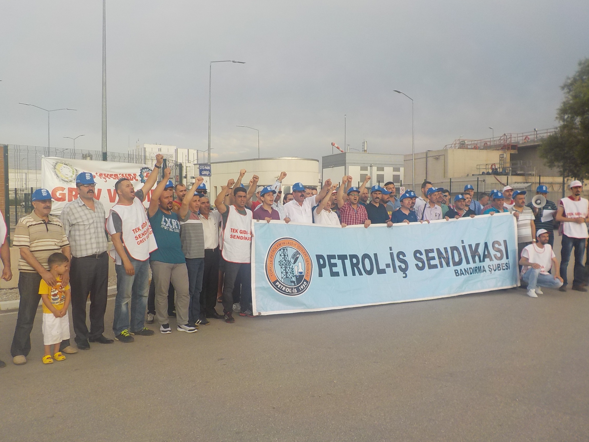Bandırma Şubemizden Nestle İşçilerine Destek