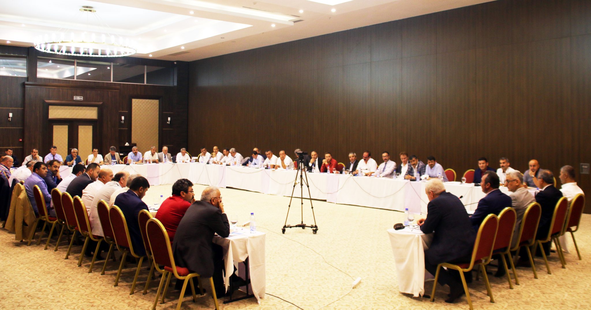 Petrol-İş kıdem tazminatı gaspına karşı mücadelenin öncüsü olacak