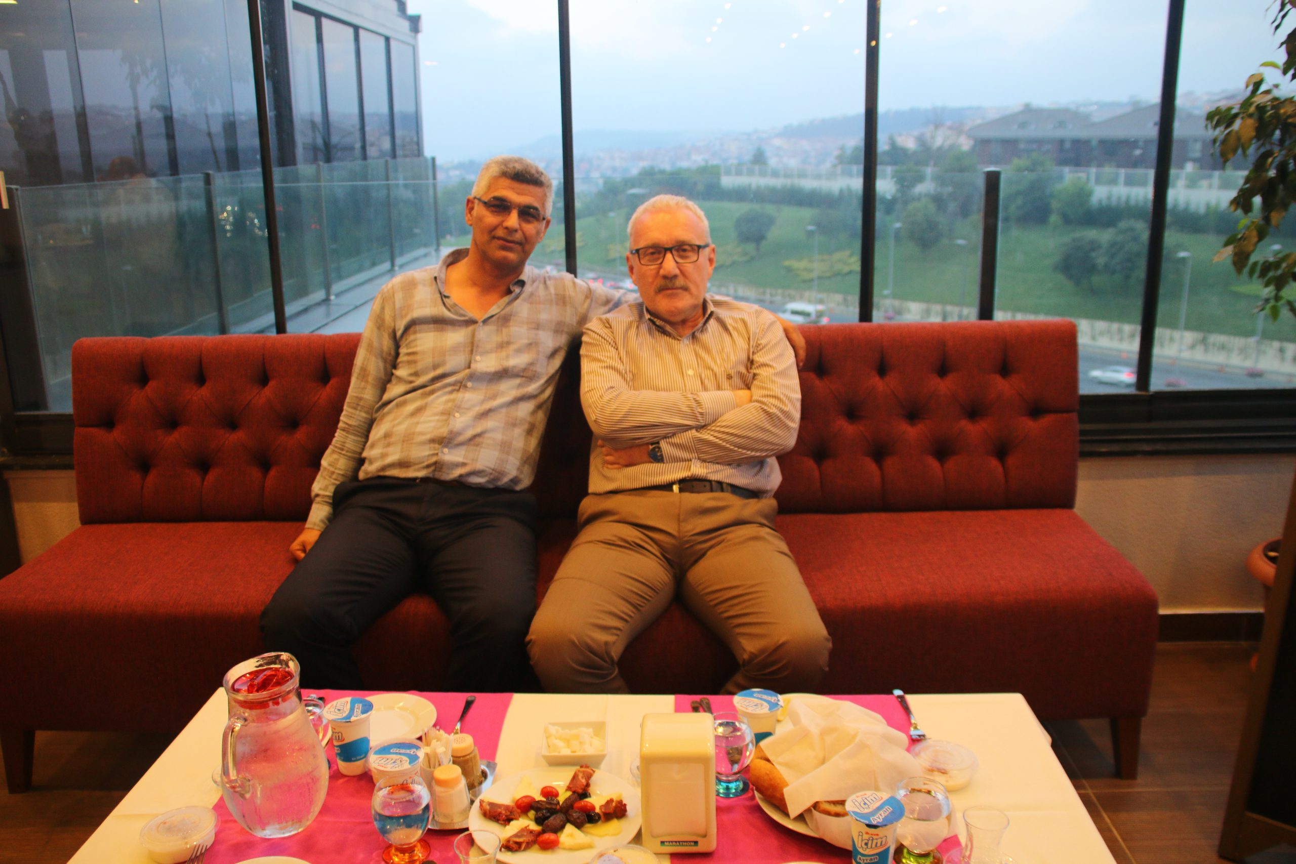 Petrol-İş Genel Merkezi'nde İftar Yemeği