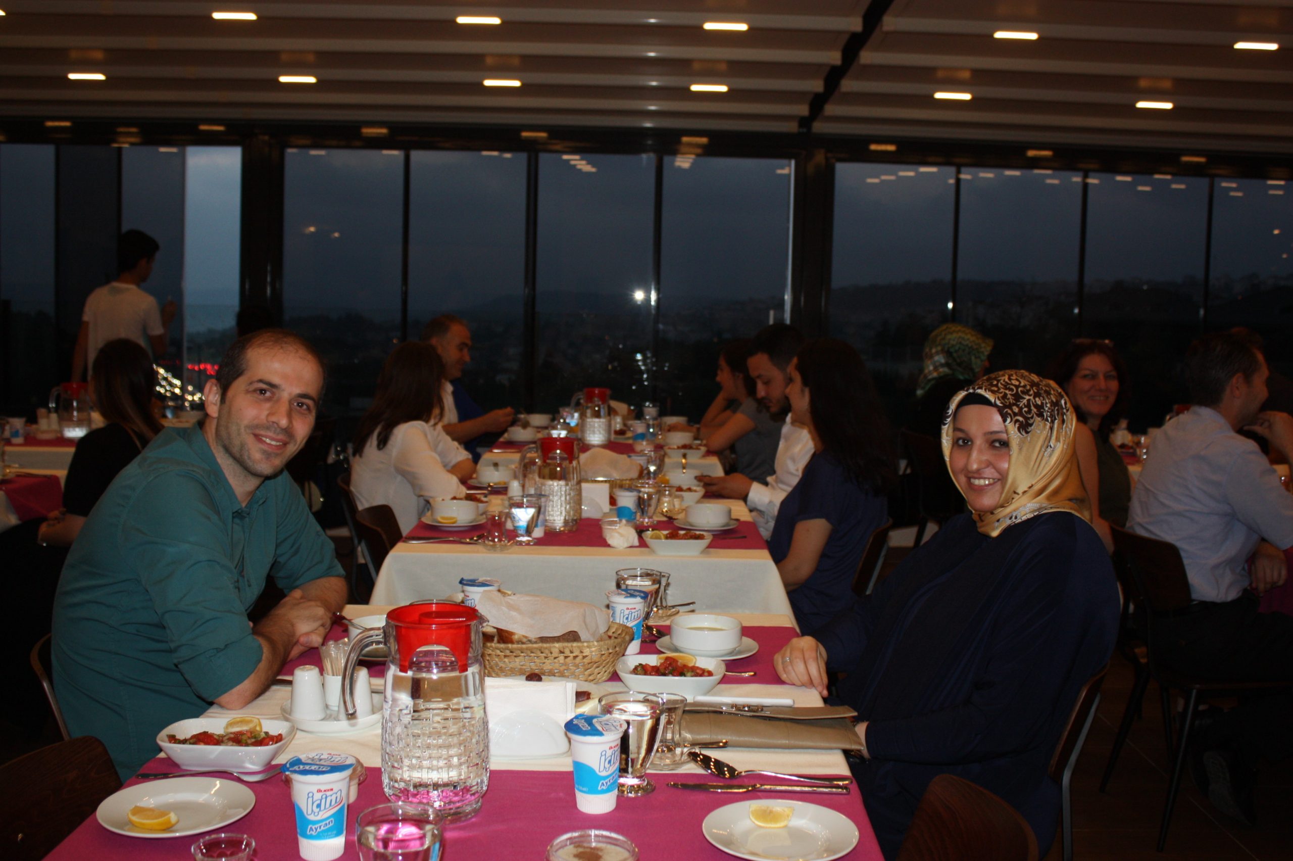 Petrol-İş Genel Merkezi'nde İftar Yemeği