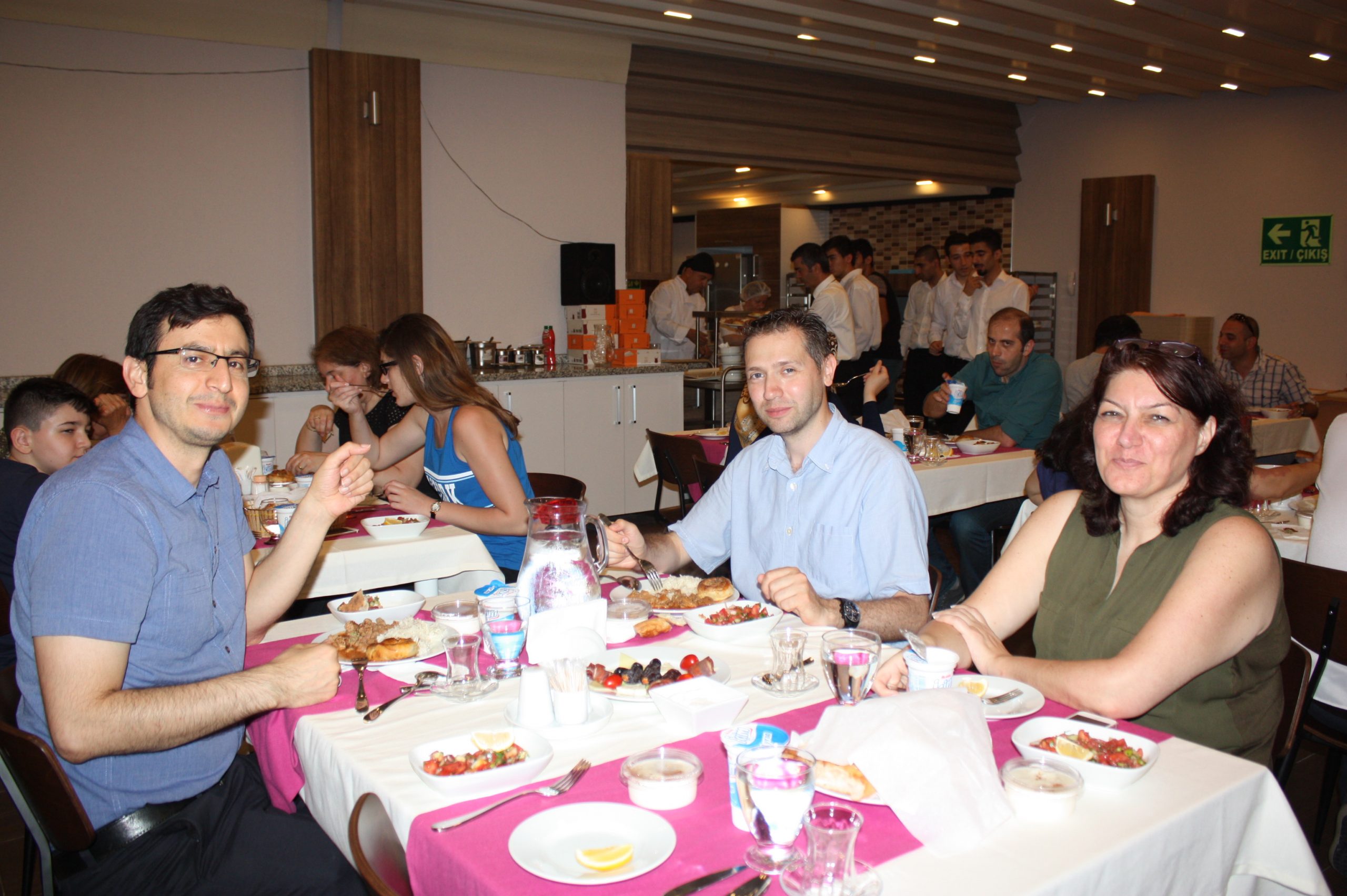 Petrol-İş Genel Merkezi'nde İftar Yemeği