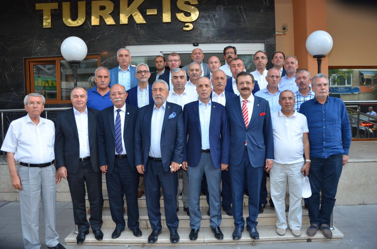 ‘Milli İradeyi Hedef Alan Her Türlü Darbe Girişimine Karşıyız’