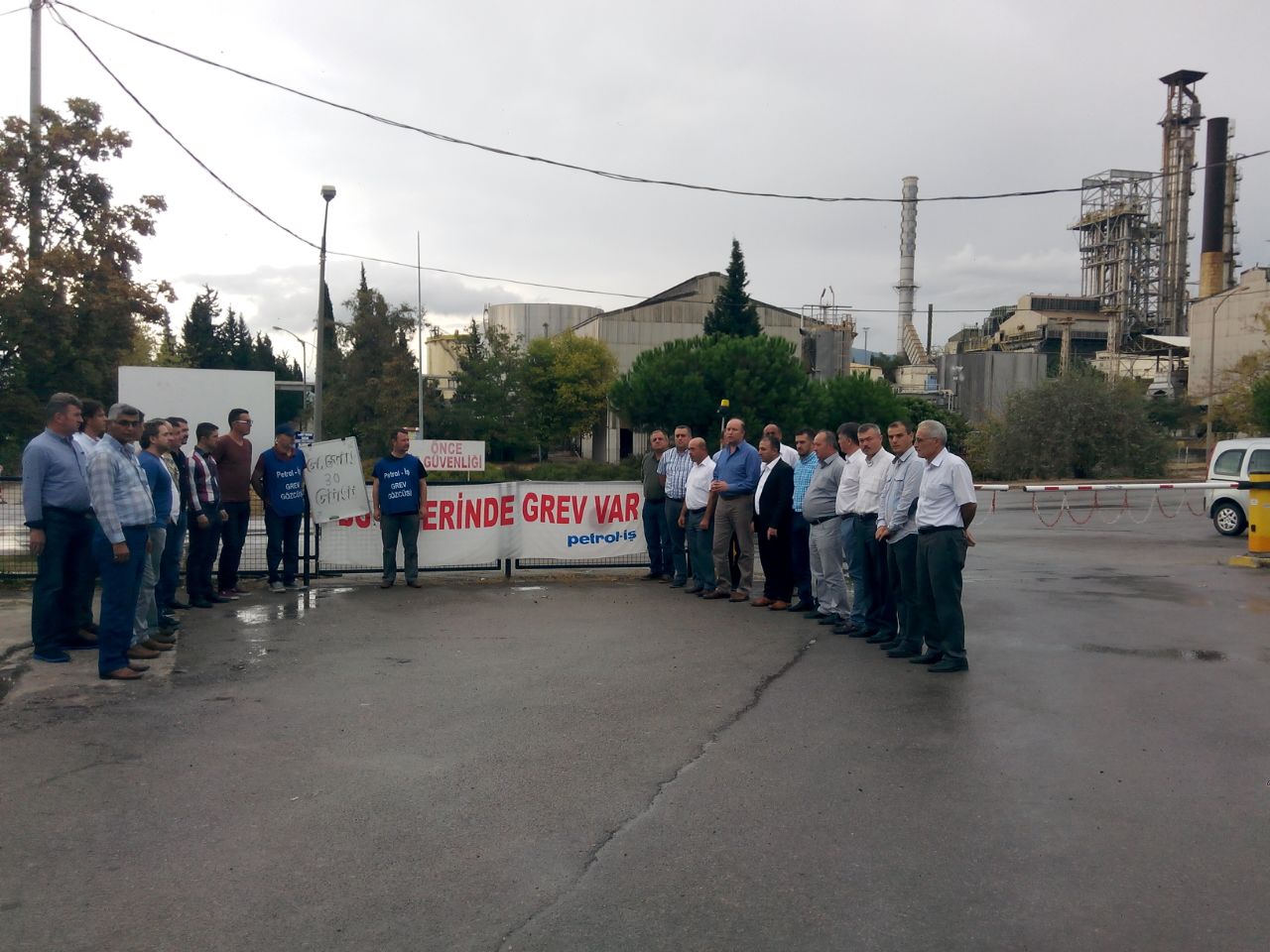 Kocaeli Şubemizden Gemlik Gübre İşçilerine Destek