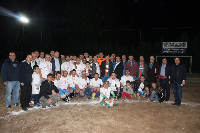 Ege Kimya’da Şampiyon Ege-Sil Olgunlar