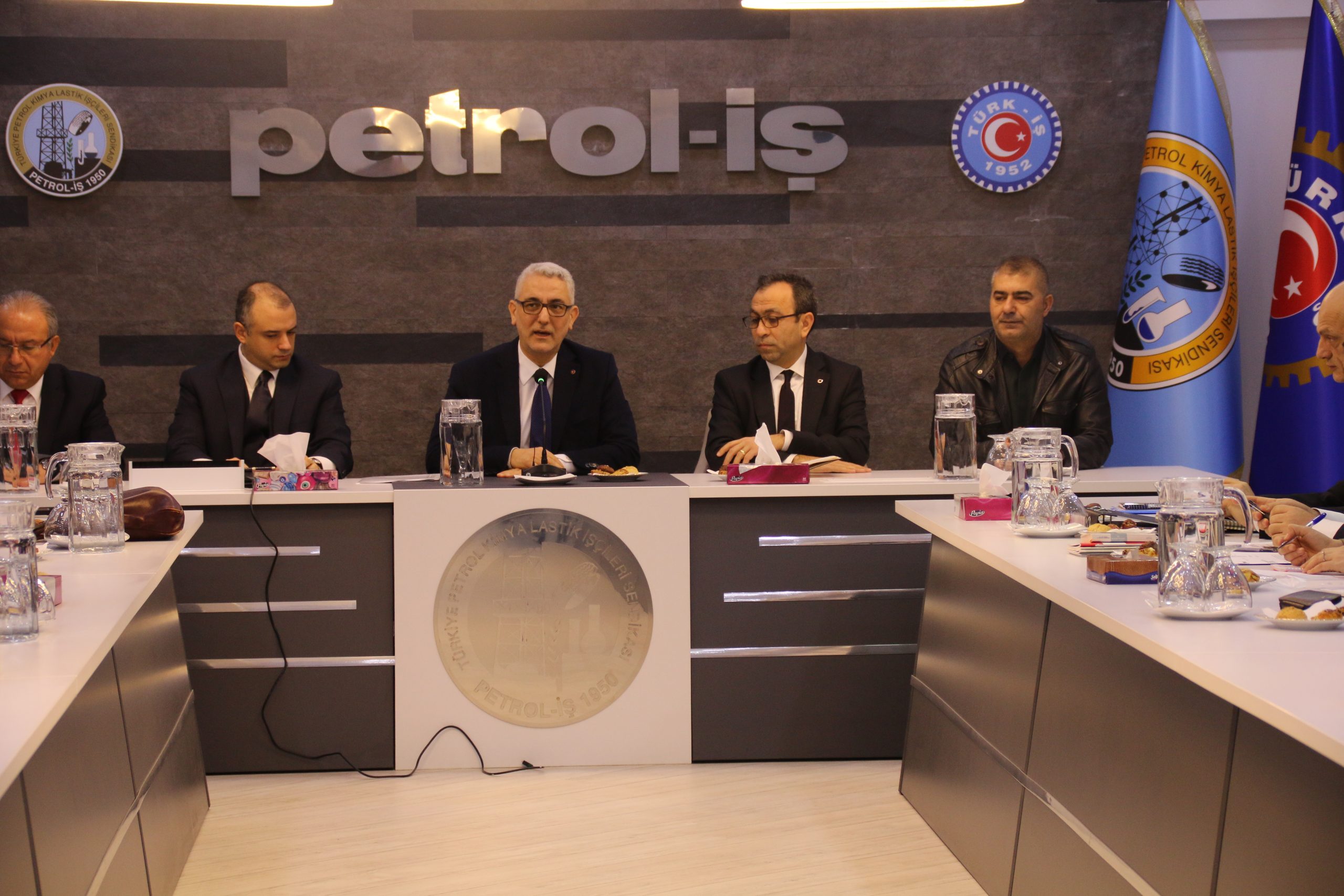 TÜPRAŞ’ta TİS Görüşmeleri Başladı