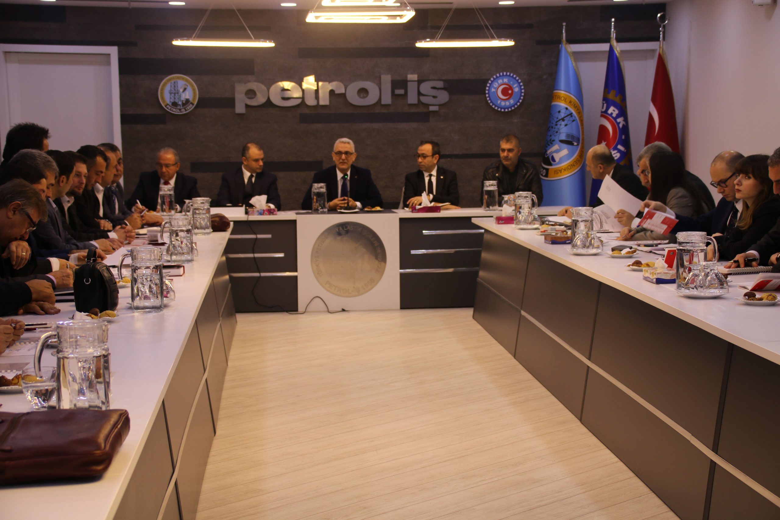 TÜPRAŞ’ta TİS Görüşmeleri Başladı