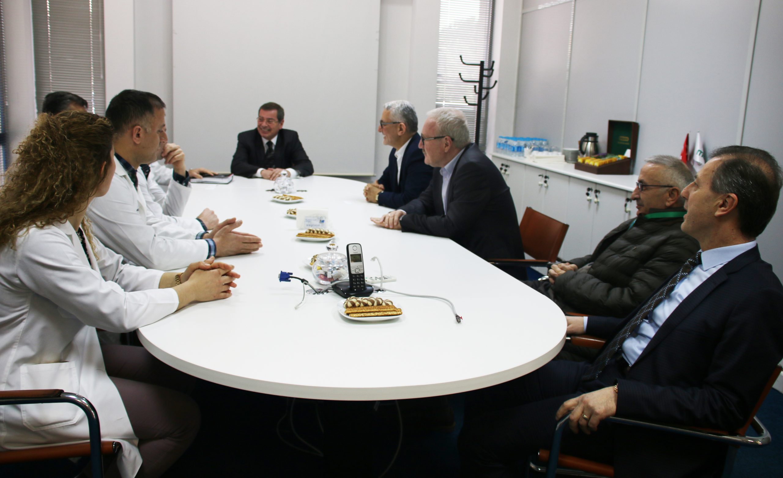 Merkez Yöneticilerimizden Mefar İlaç İşyeri’nde 8 Mart Kutlaması