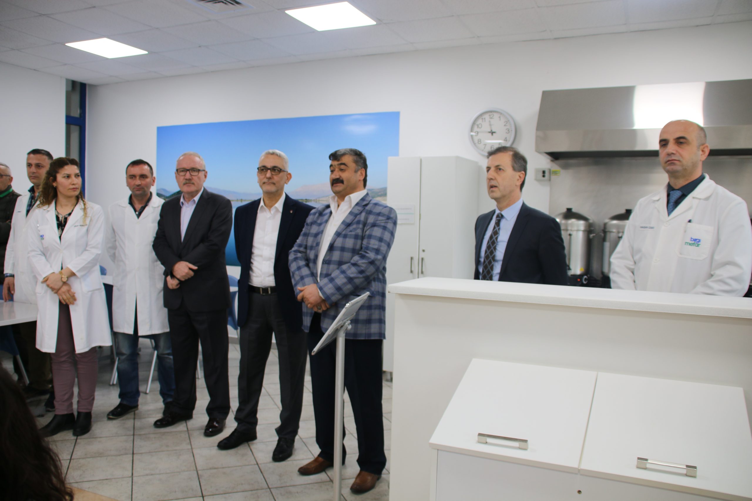 Merkez Yöneticilerimizden Mefar İlaç İşyeri’nde 8 Mart Kutlaması