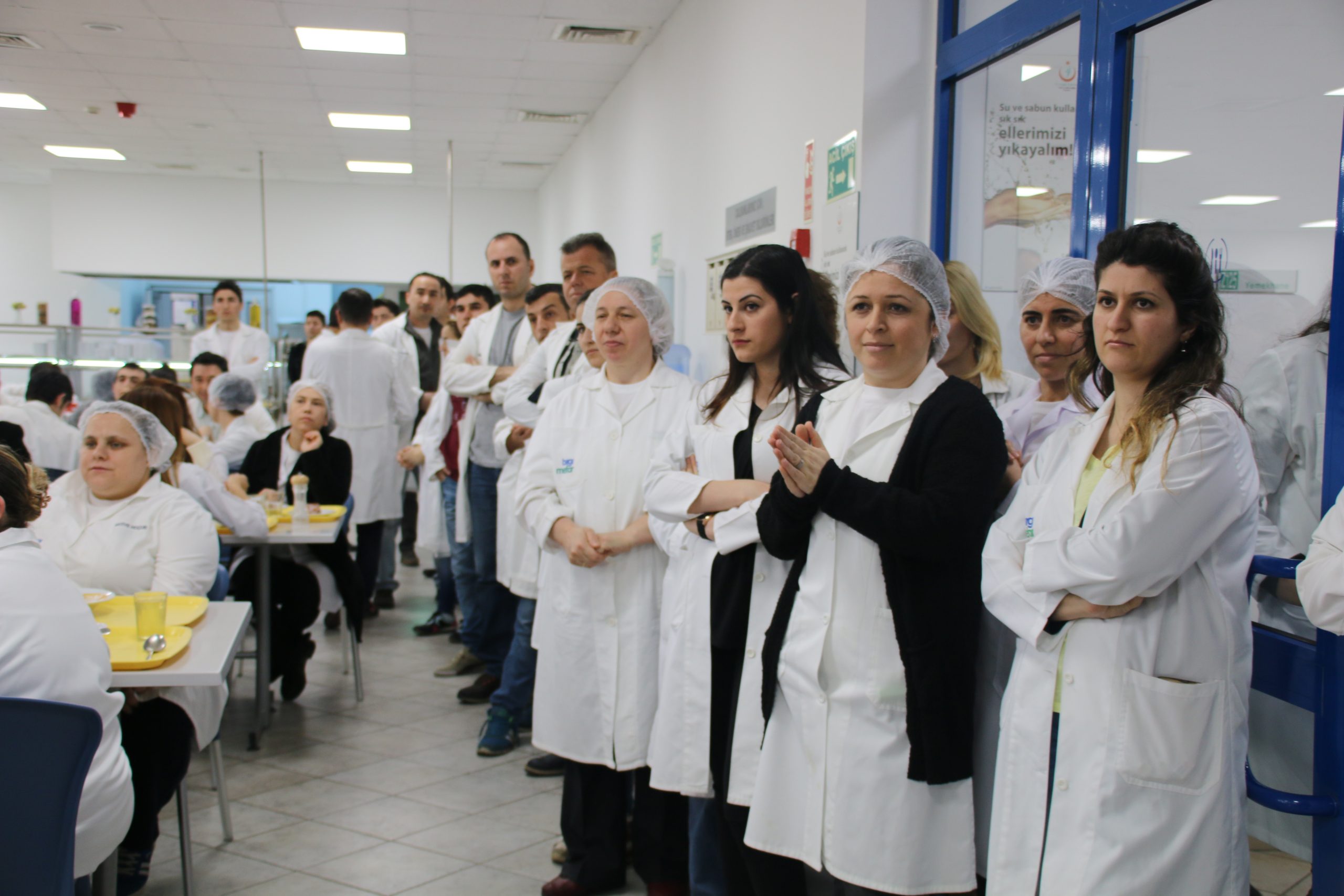 Merkez Yöneticilerimizden Mefar İlaç İşyeri’nde 8 Mart Kutlaması