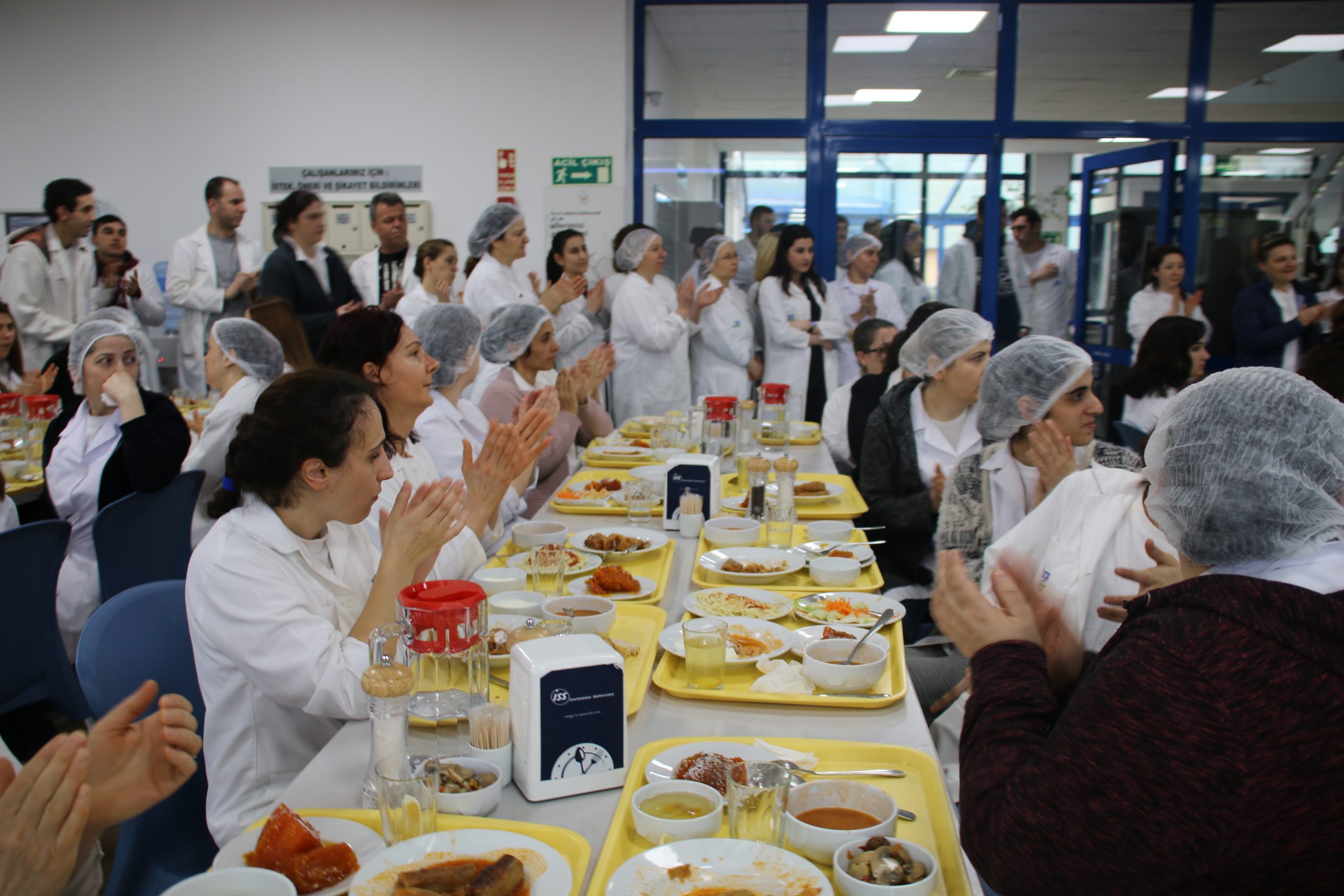 Merkez Yöneticilerimizden Mefar İlaç İşyeri’nde 8 Mart Kutlaması