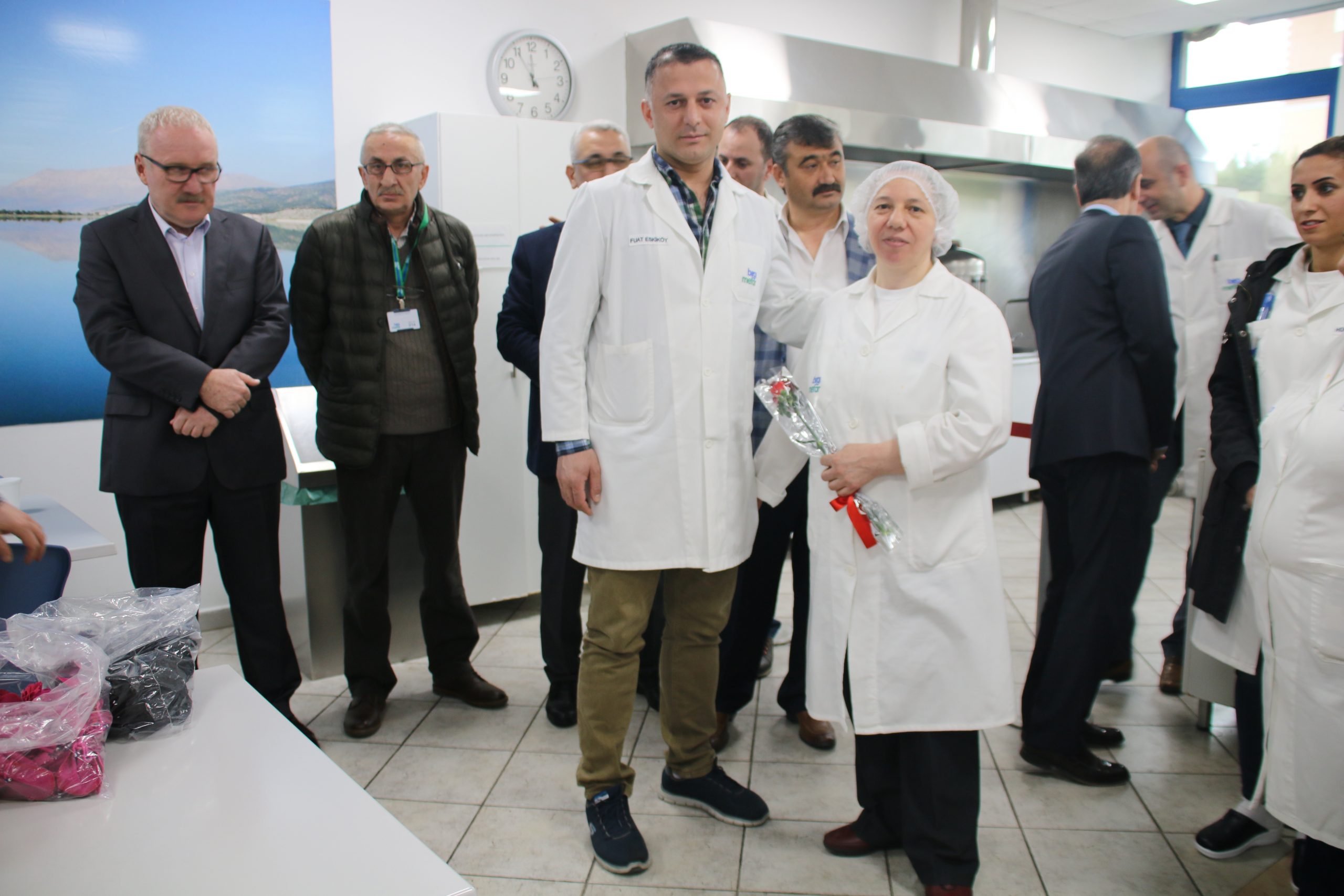 Merkez Yöneticilerimizden Mefar İlaç İşyeri’nde 8 Mart Kutlaması