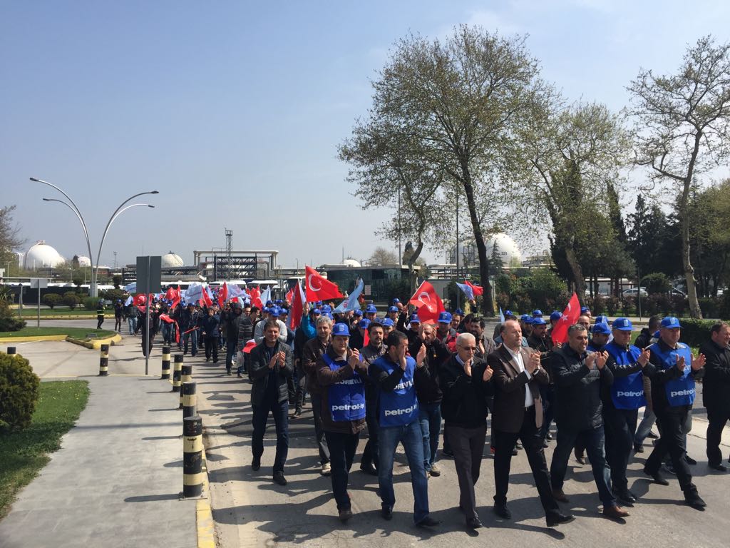 İzmit Tüpraş’ta İşçi Kararlı