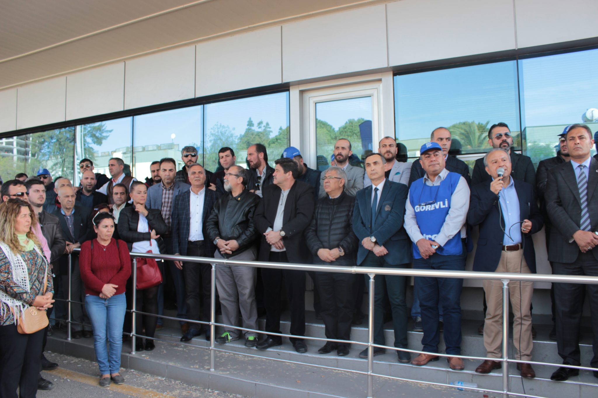 Star ve Petkim'de Gerçekleşen Eyleme Sendika ve Yöneticilerinden Destek Ziyareti