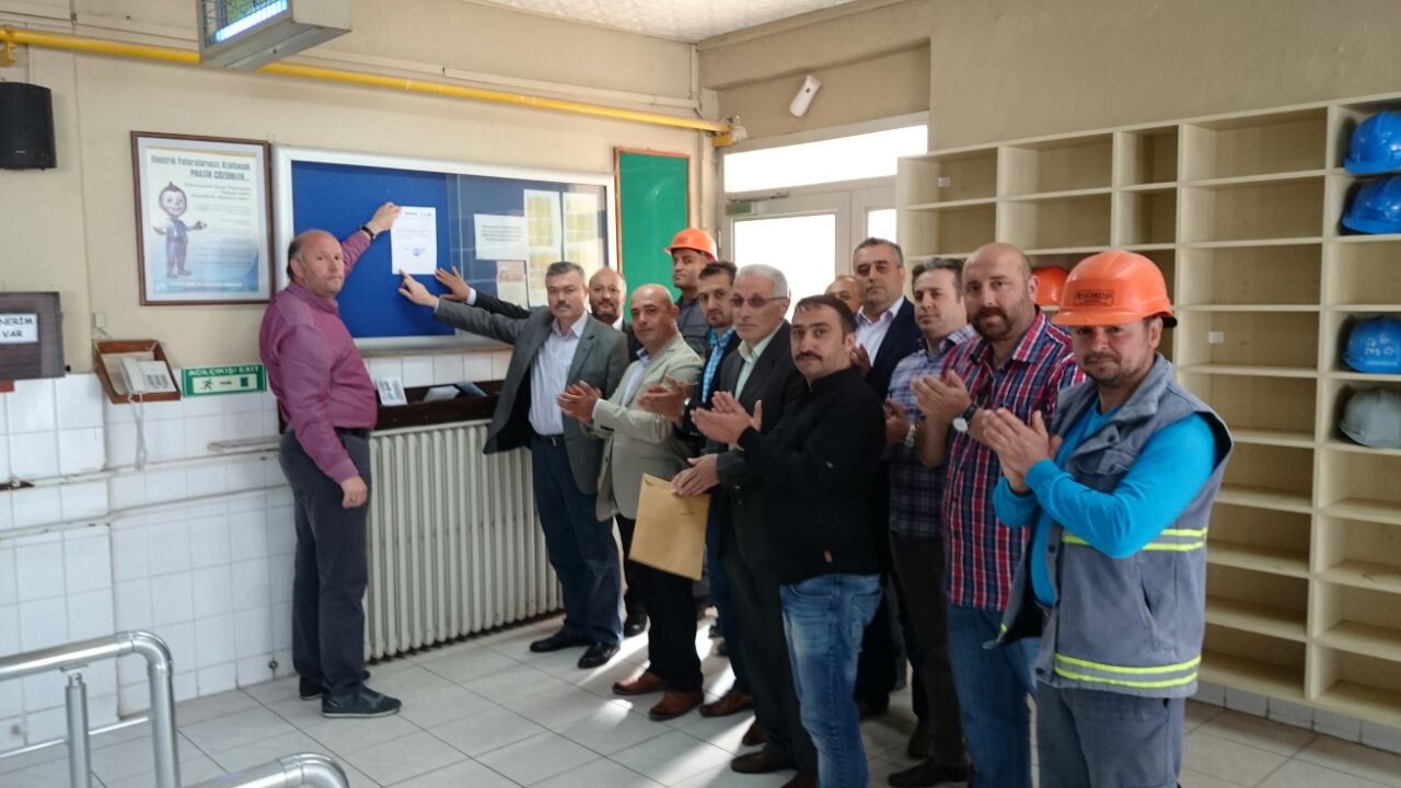 Gübretaş'ta Grev İlanı Asıldı