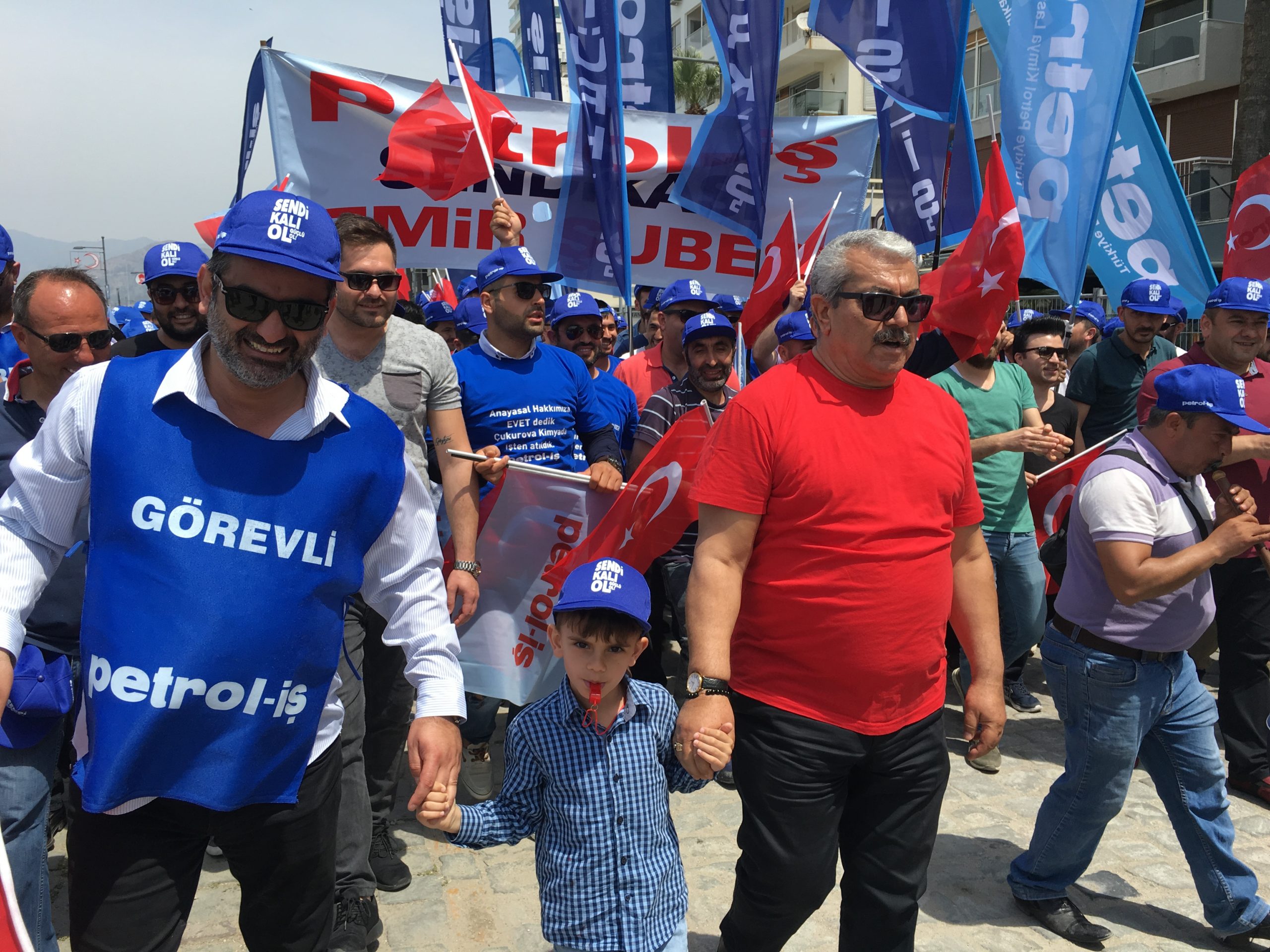 İzmir’de 1 Mayıs Gündoğdu’da Kutlandı