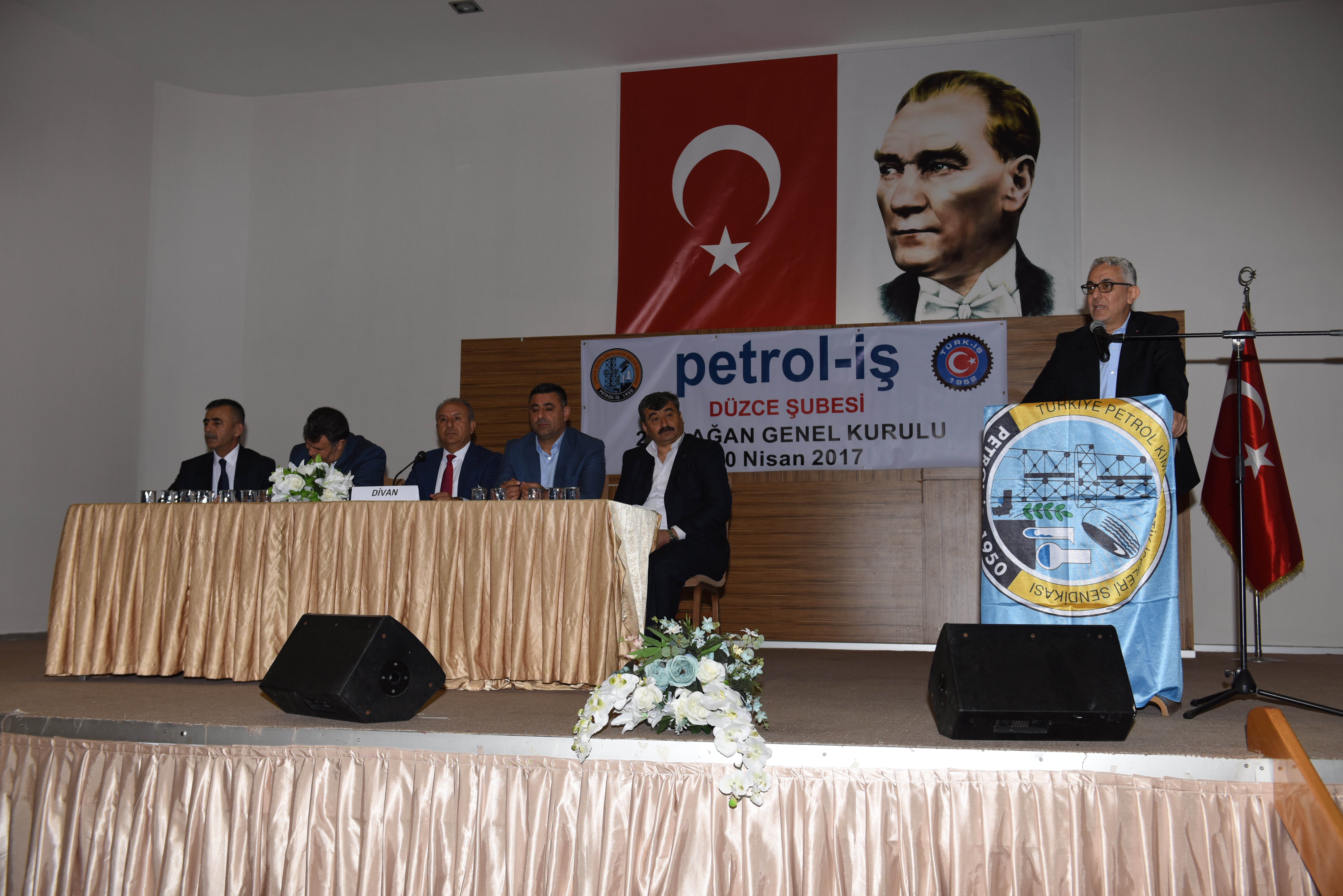 Muzaffer İşık Yeniden Başkan Seçildi