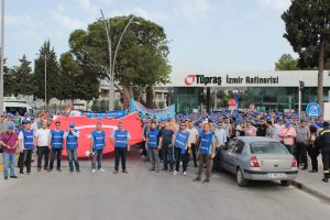 Aliağa Tüpraş’ta 8 Saatlik  İş Bırakma Eylemi