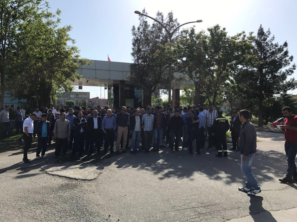 Tüpraş'ta İş Bırakma Eylemleri Devam Ediyor