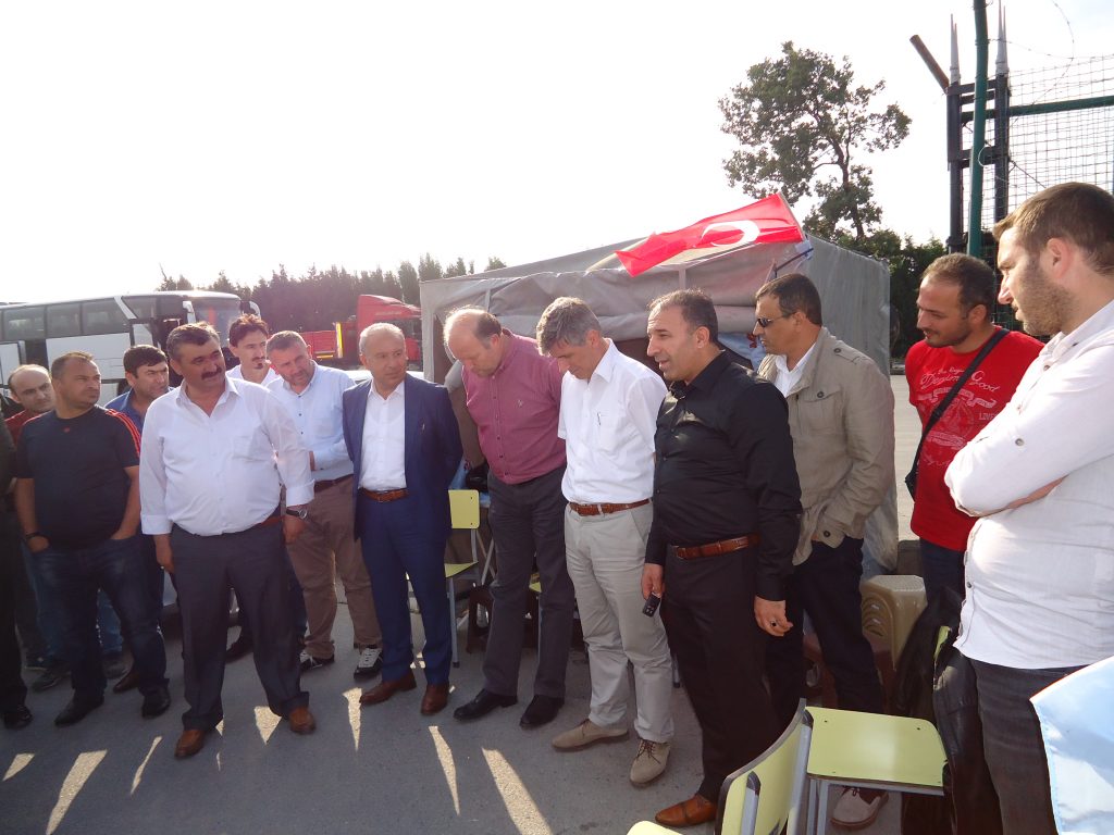 Mutlu Akü Grev Alanına Dayanışma Ziyareti