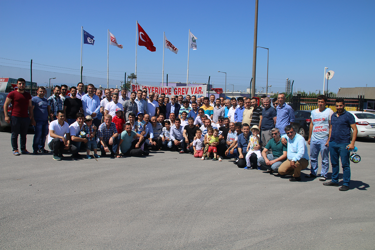 Genel Başkanımız Ali Ufuk Yaşar Mutlu Akü Grevci İşçileriyle Bayramlaştı