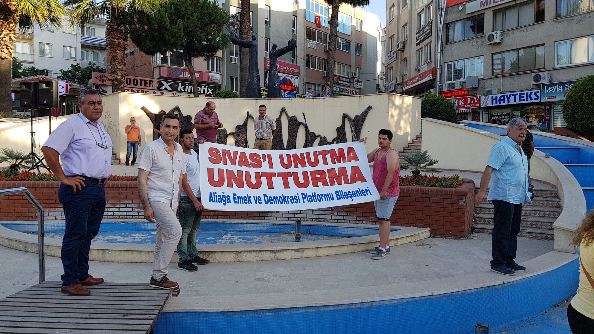 Aliağa Demokrasi Platformu’ndan Basın Açıklaması